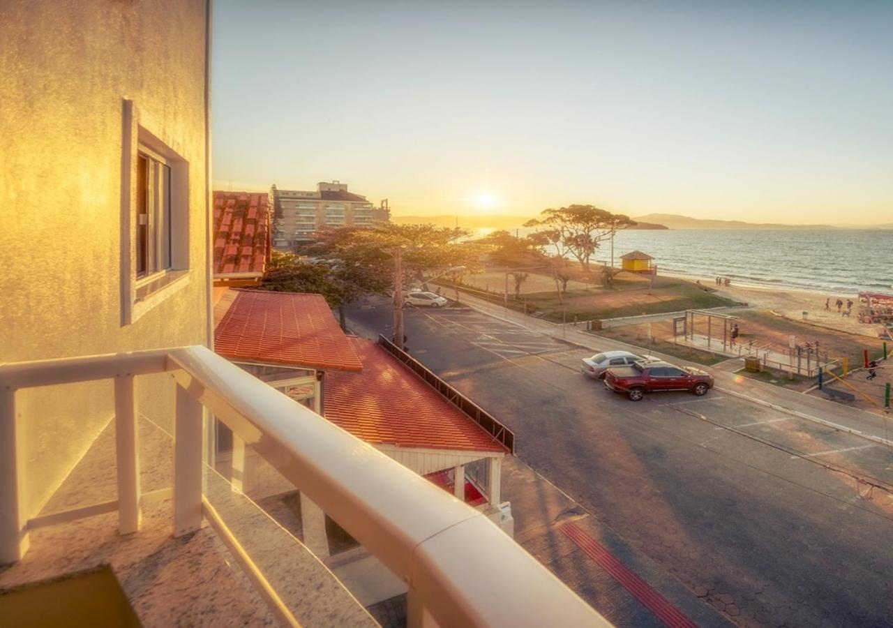 Superior Apartment Front Sea View photo 2