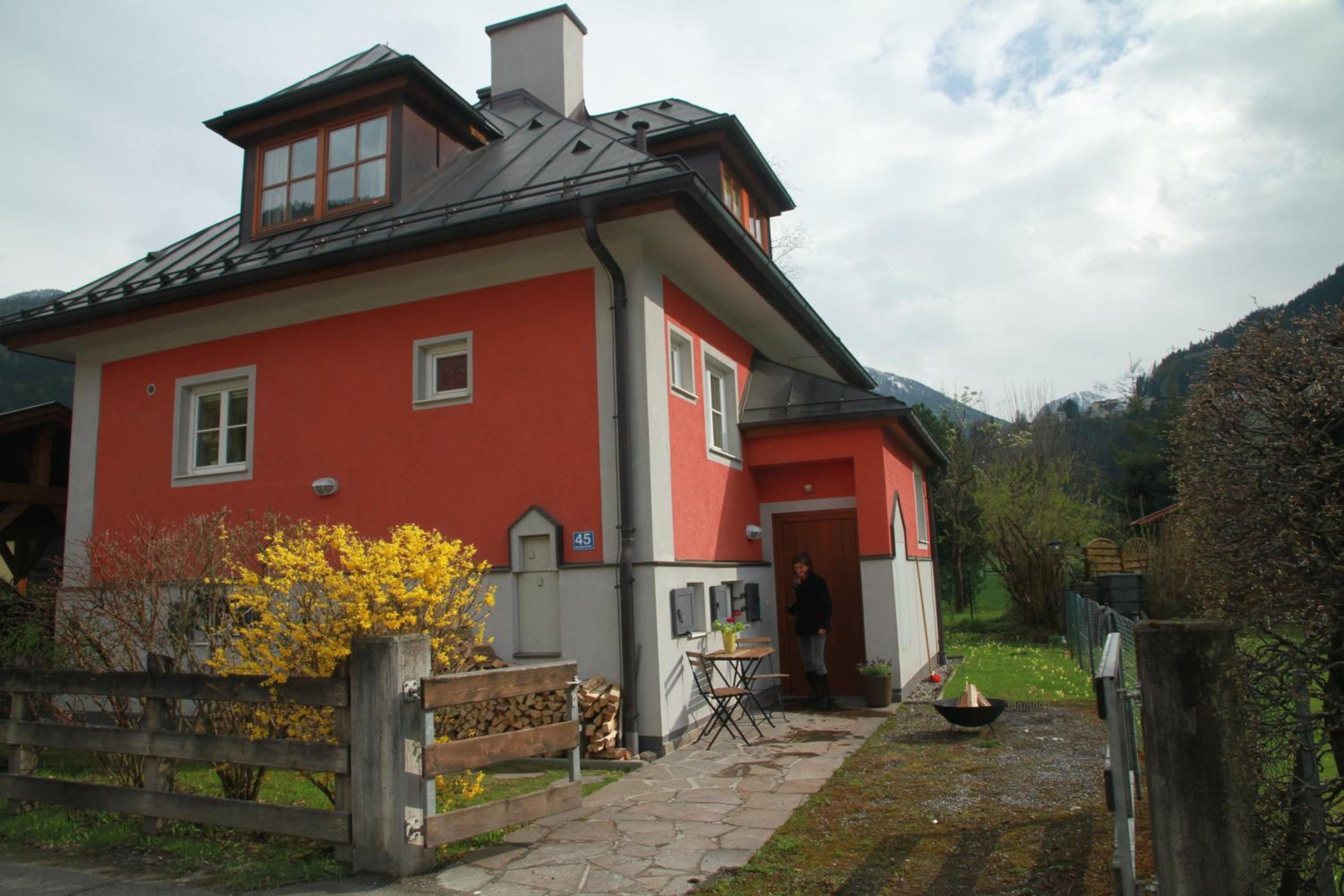 Holiday Home with Mountain View photo 2