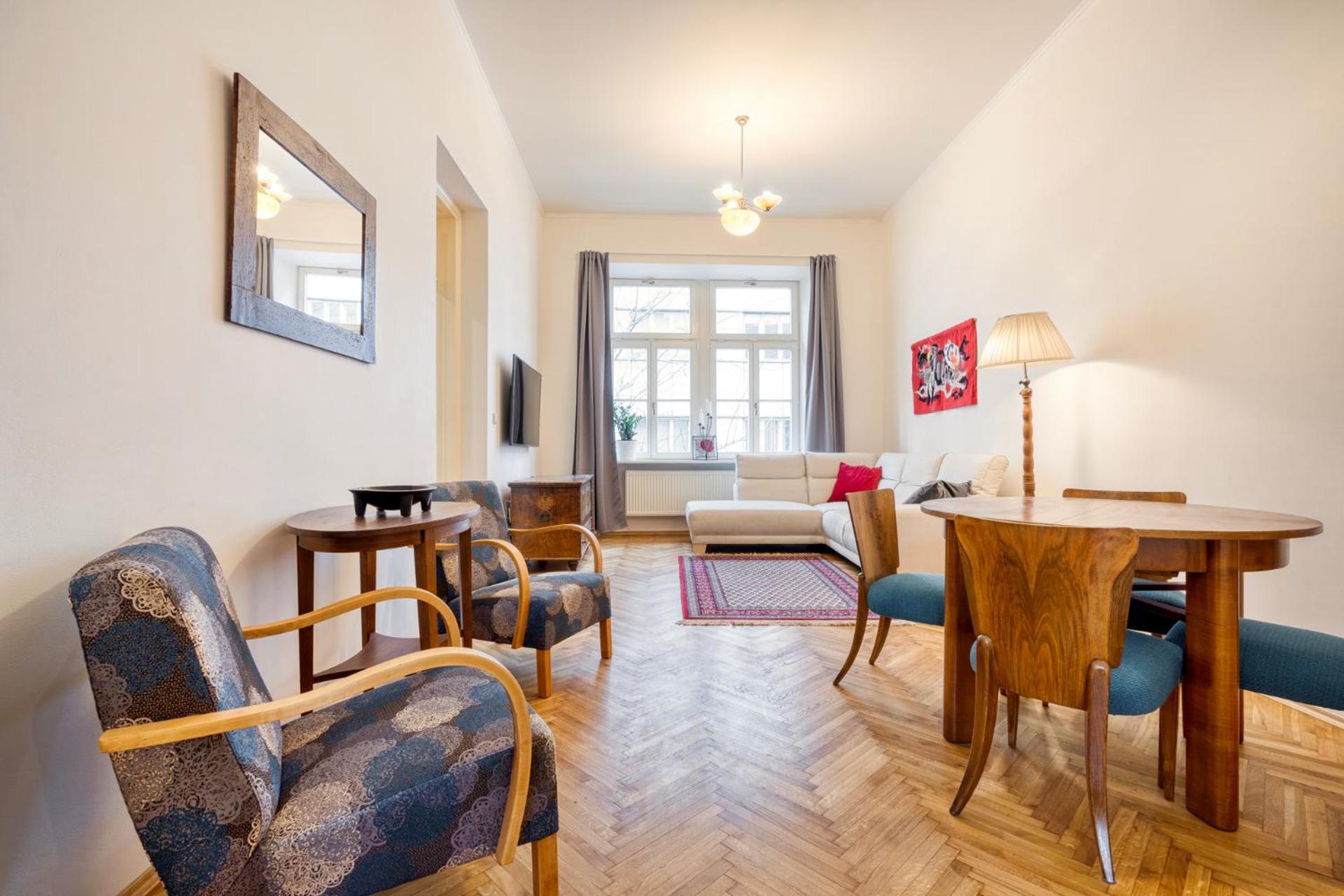 Superior Apartment
