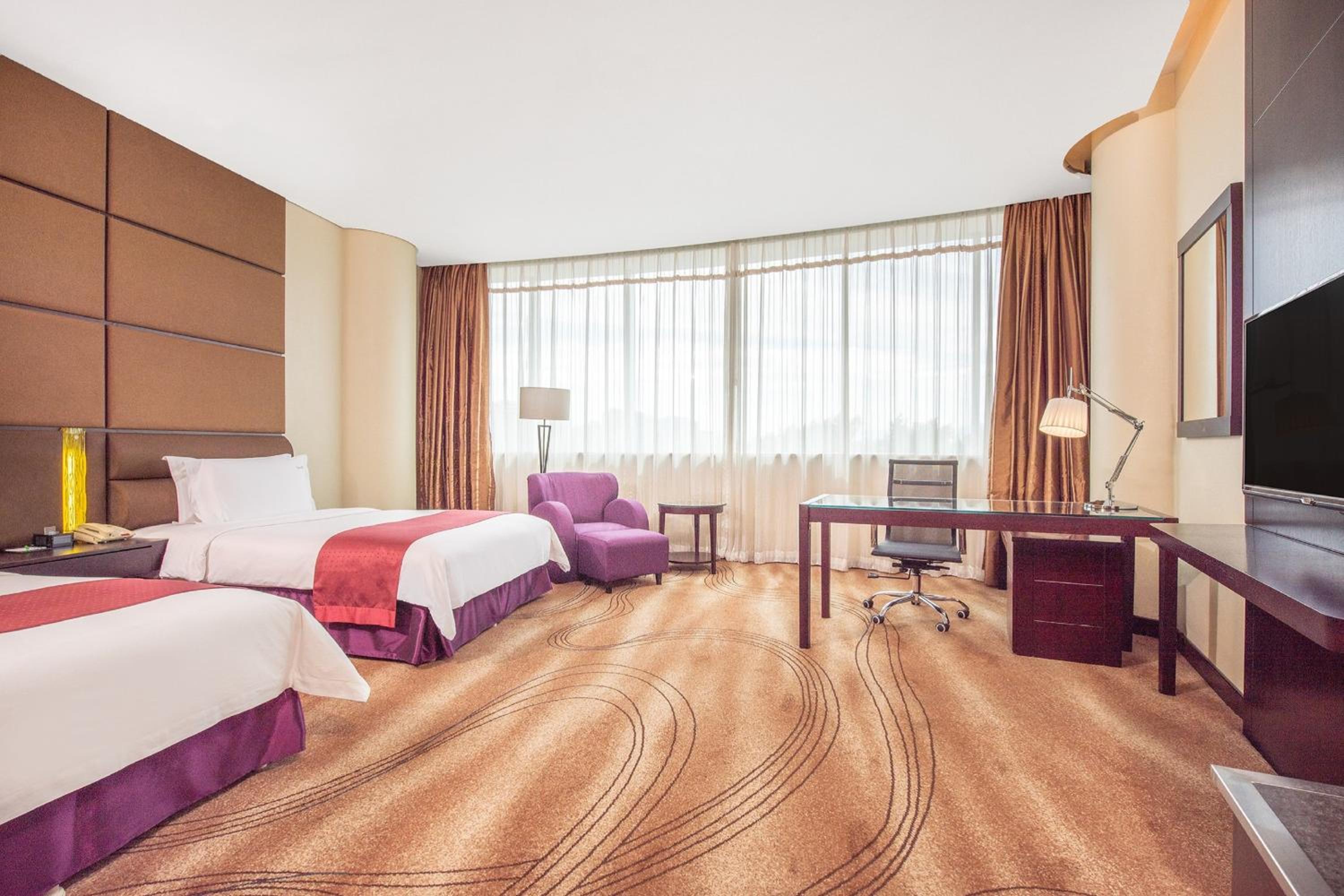 Premium Twin Room with Lounge Access