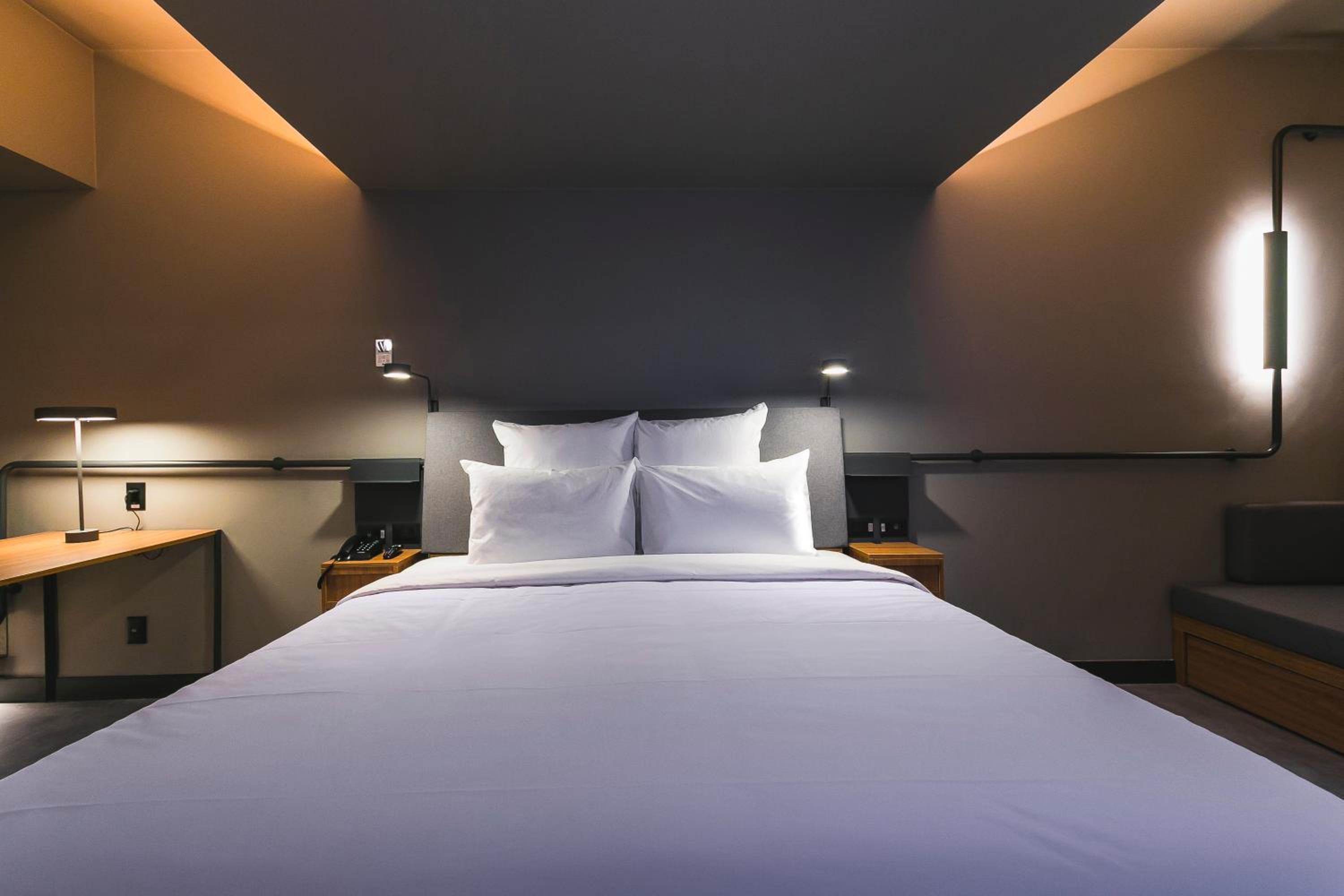 Executive King Room - Photo 3