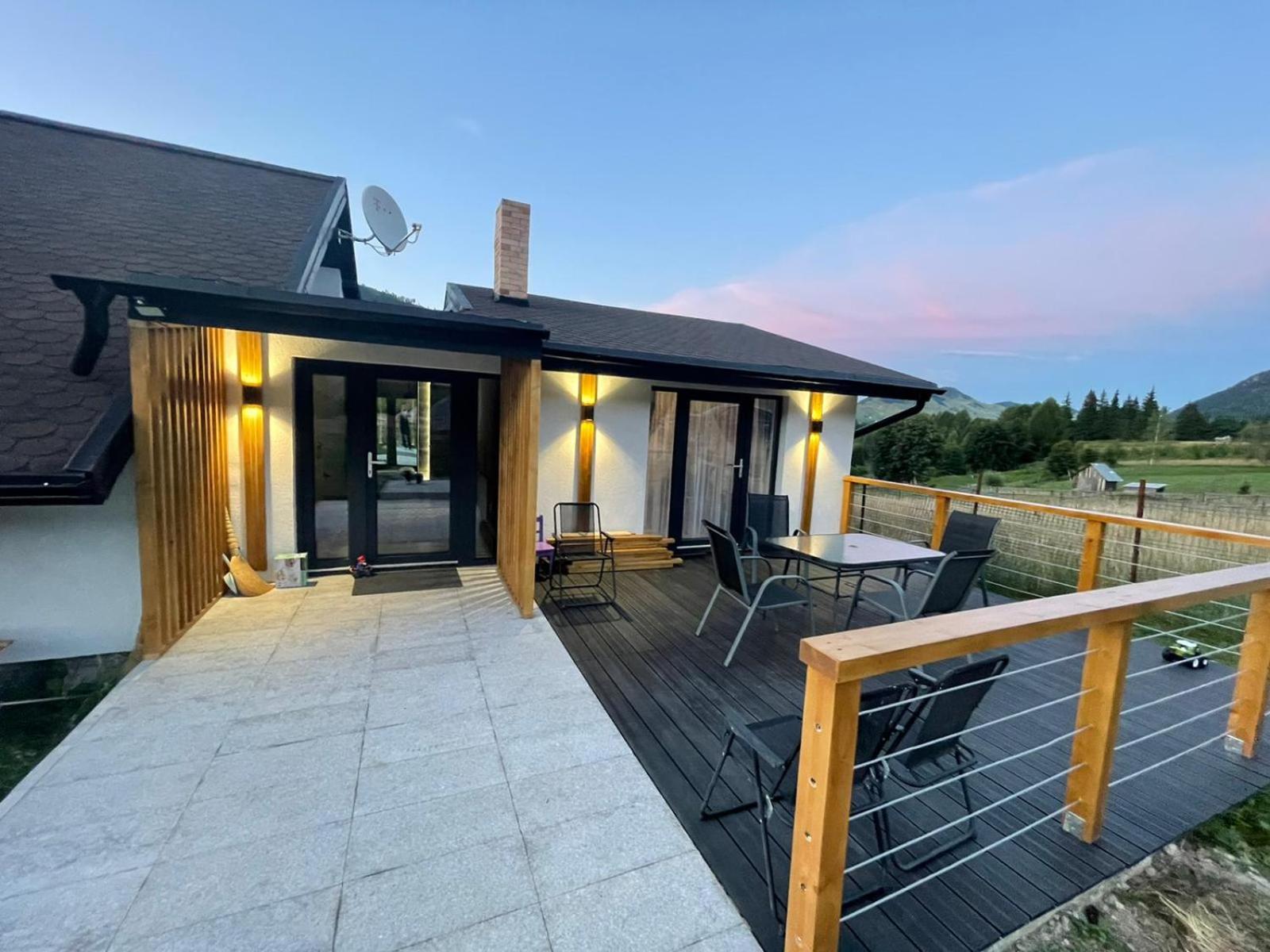 Three-Bedroom Chalet photo 3