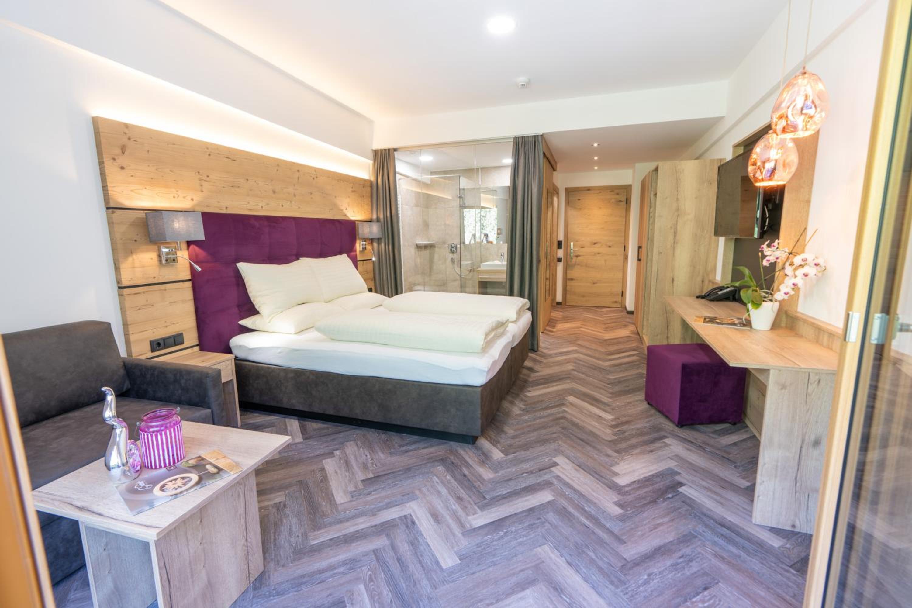 Double Room with Mountain View