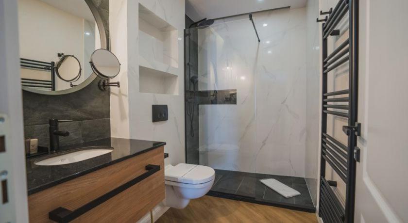 One-Bedroom Apartment with Spa Bath photo 3