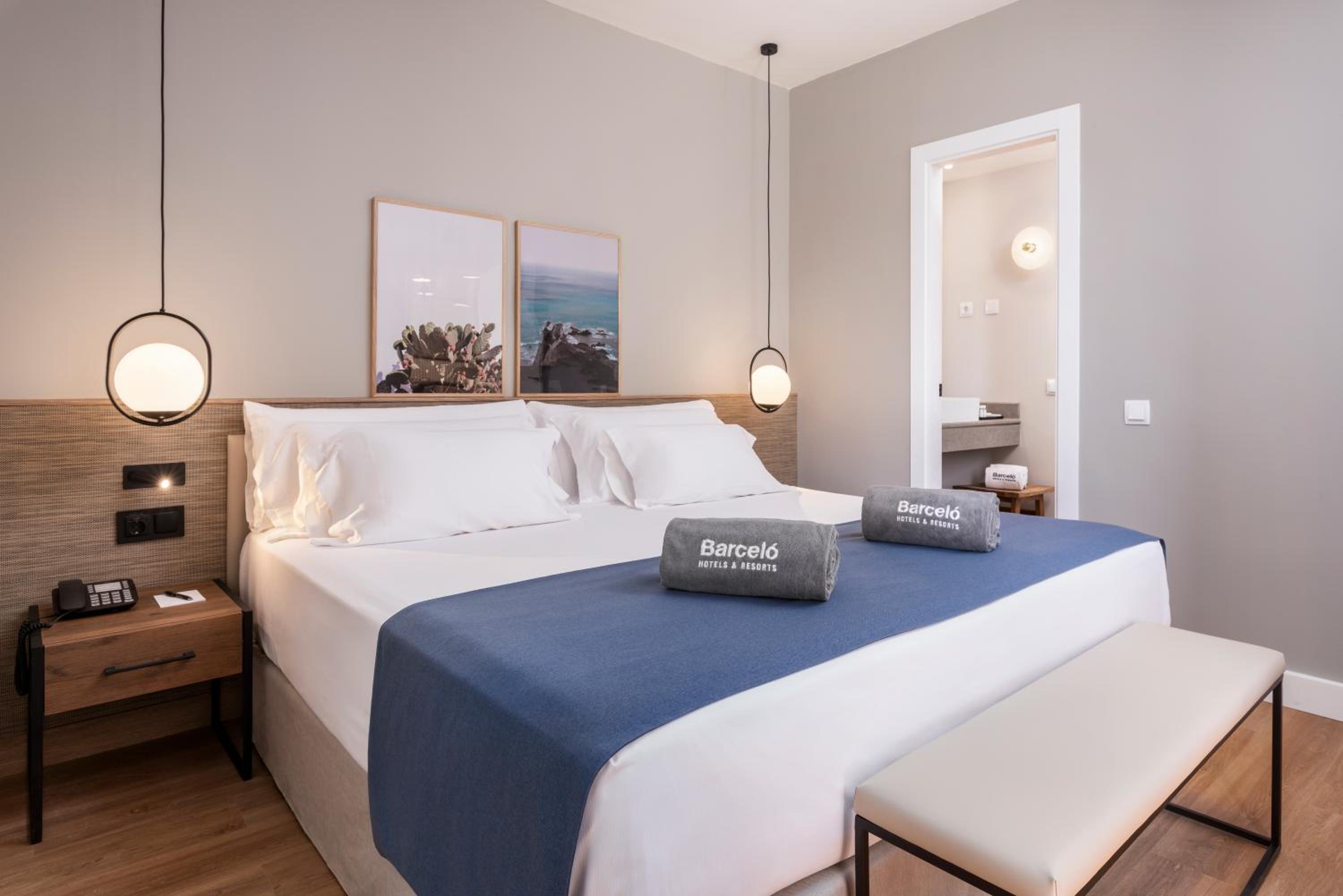 Suite Junior de Lujo (2 Adultos + 1 Niño)