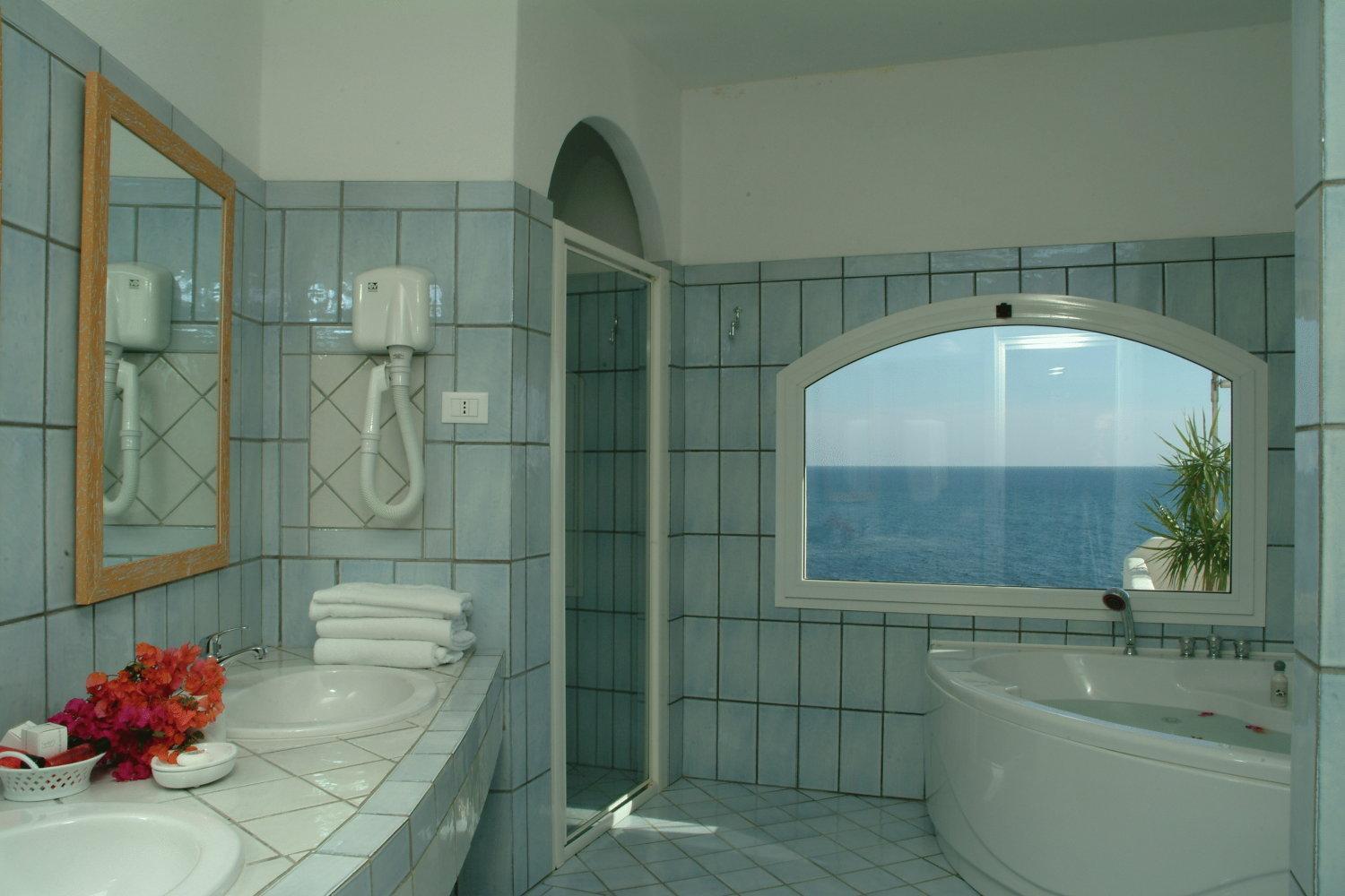 King Suite with Sea View photo 2