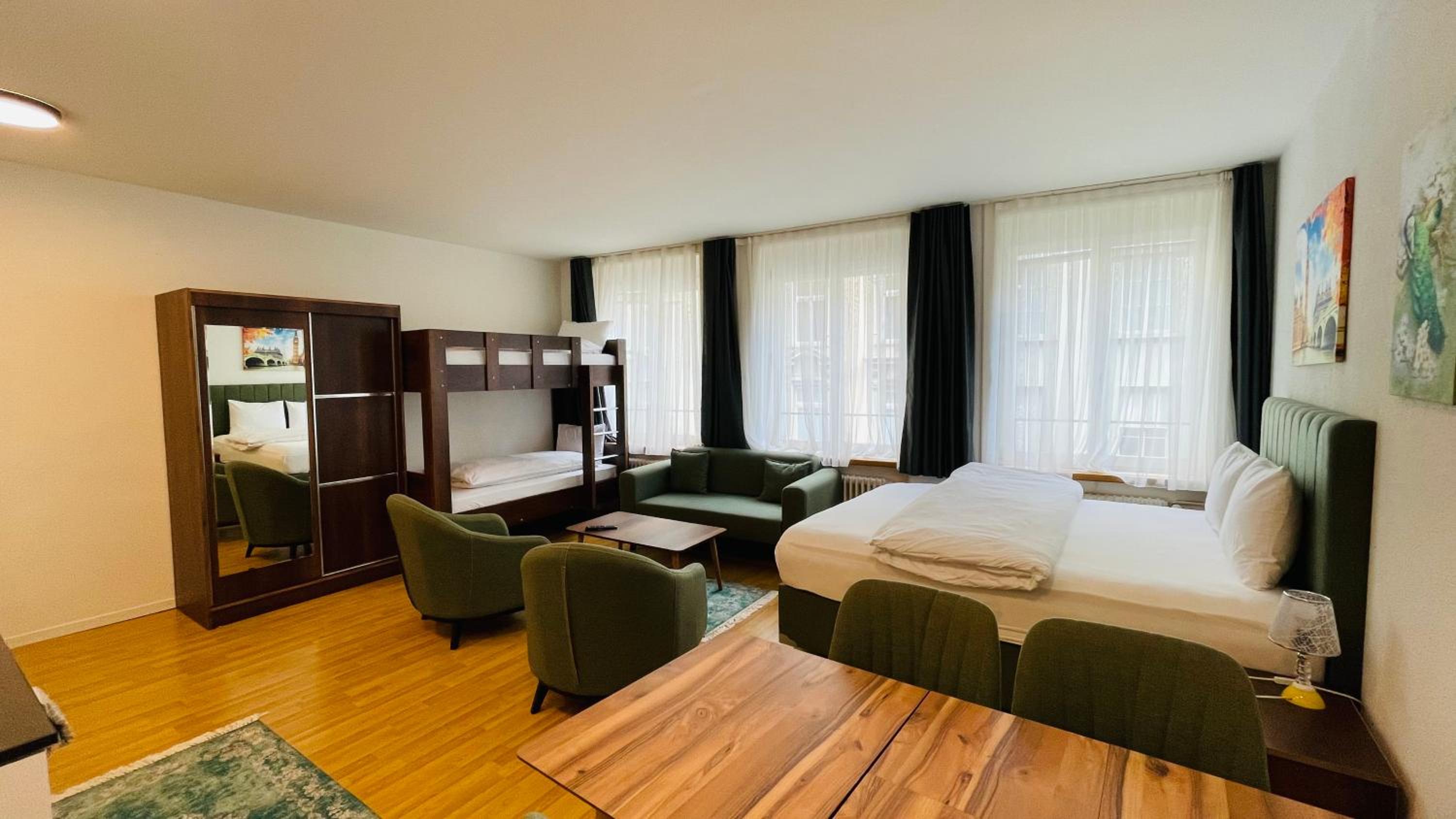 Quadruple Room photo 3