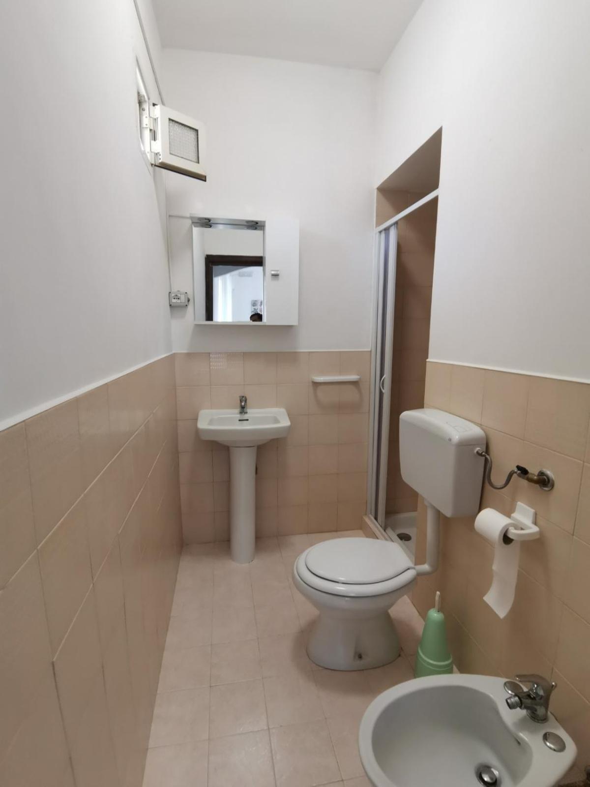One-Bedroom House photo 2