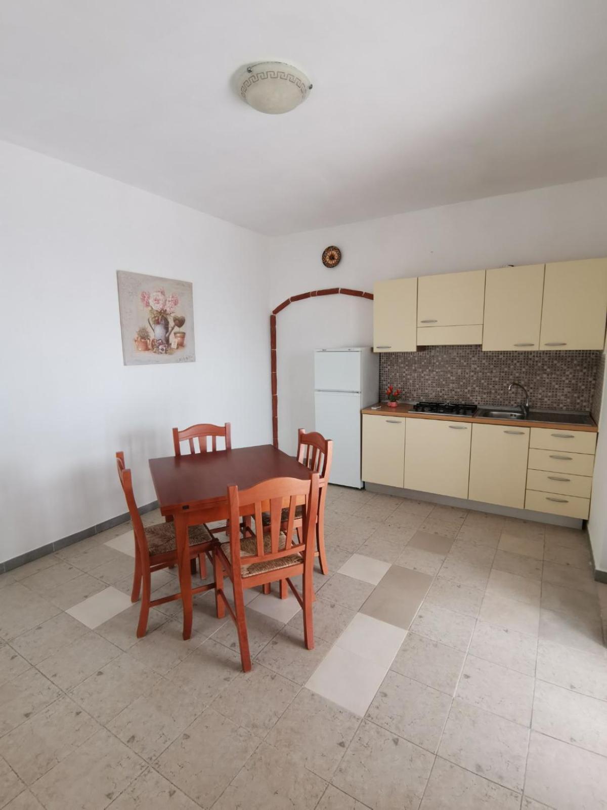 One-Bedroom House photo 3