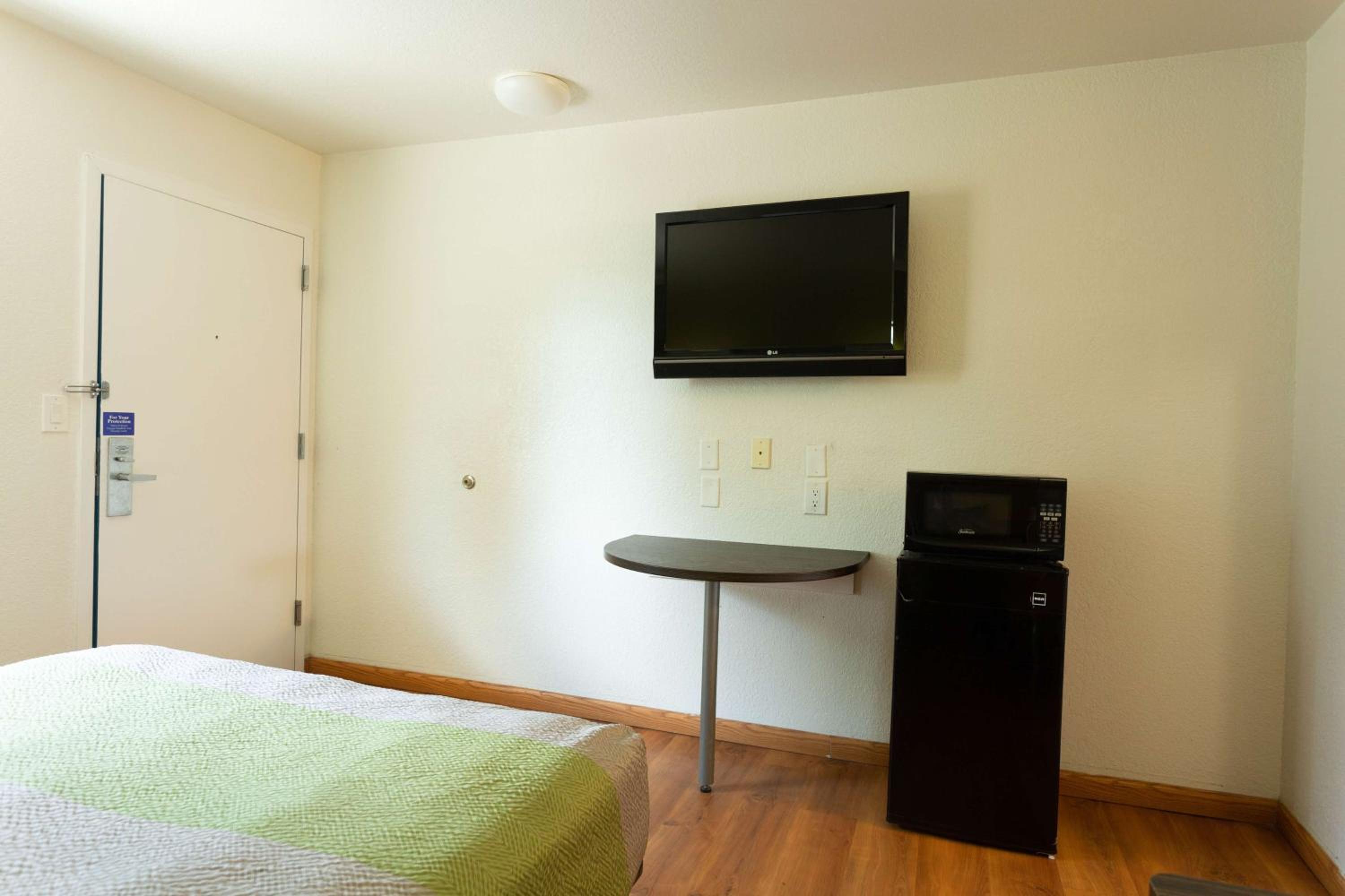 Deluxe Double Room - Non-Smoking
