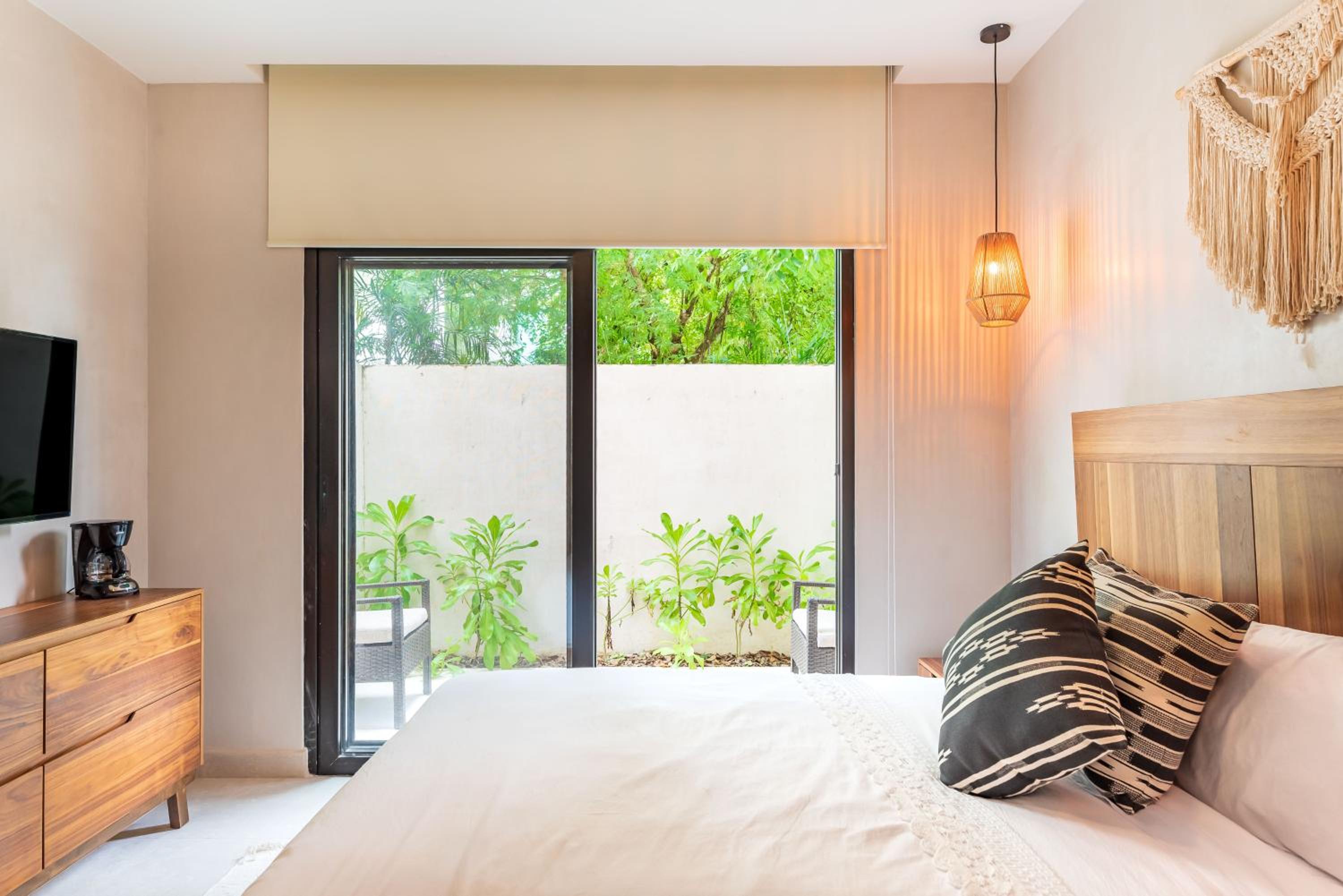 Double Room With Terrace