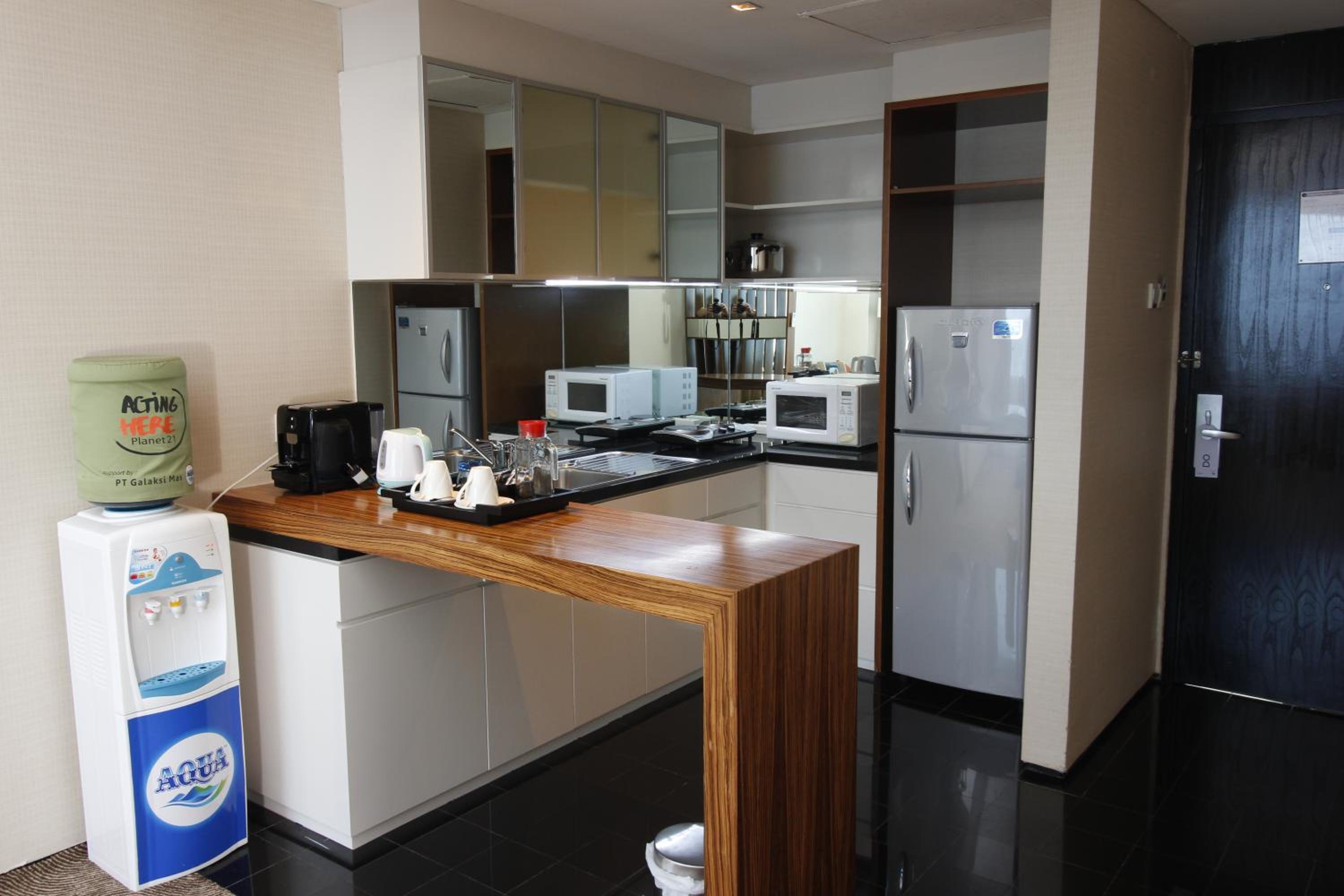 Junior King Suite - Photo 5