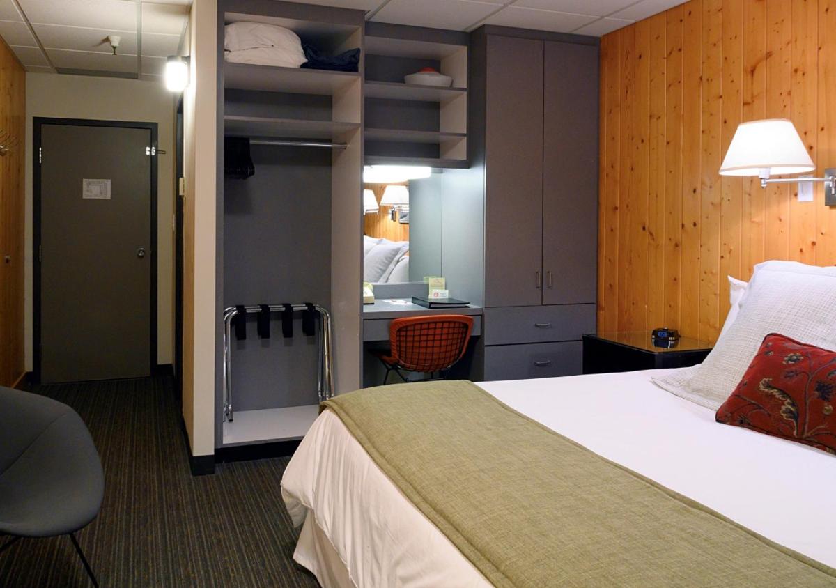 King Room with Mountain View photo 3