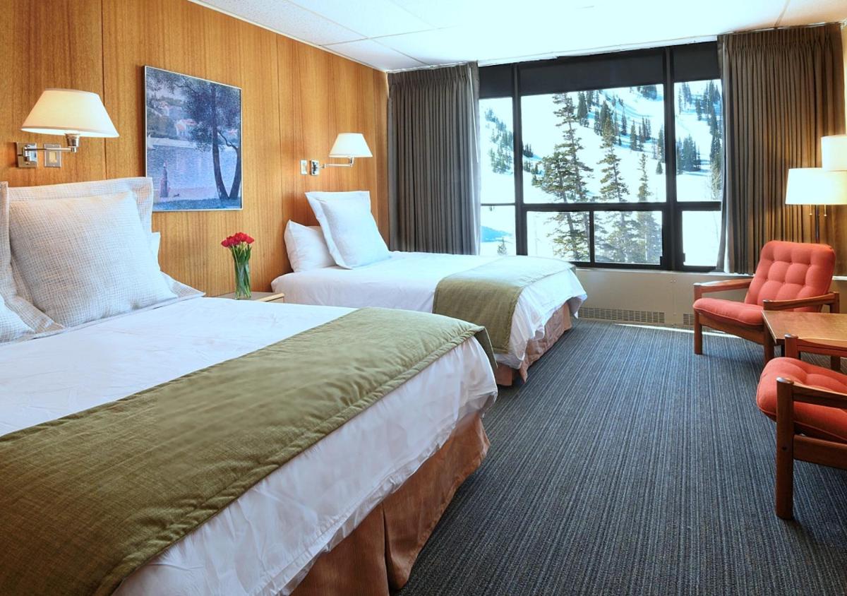 Deluxe Double Room with Mountain View photo 2