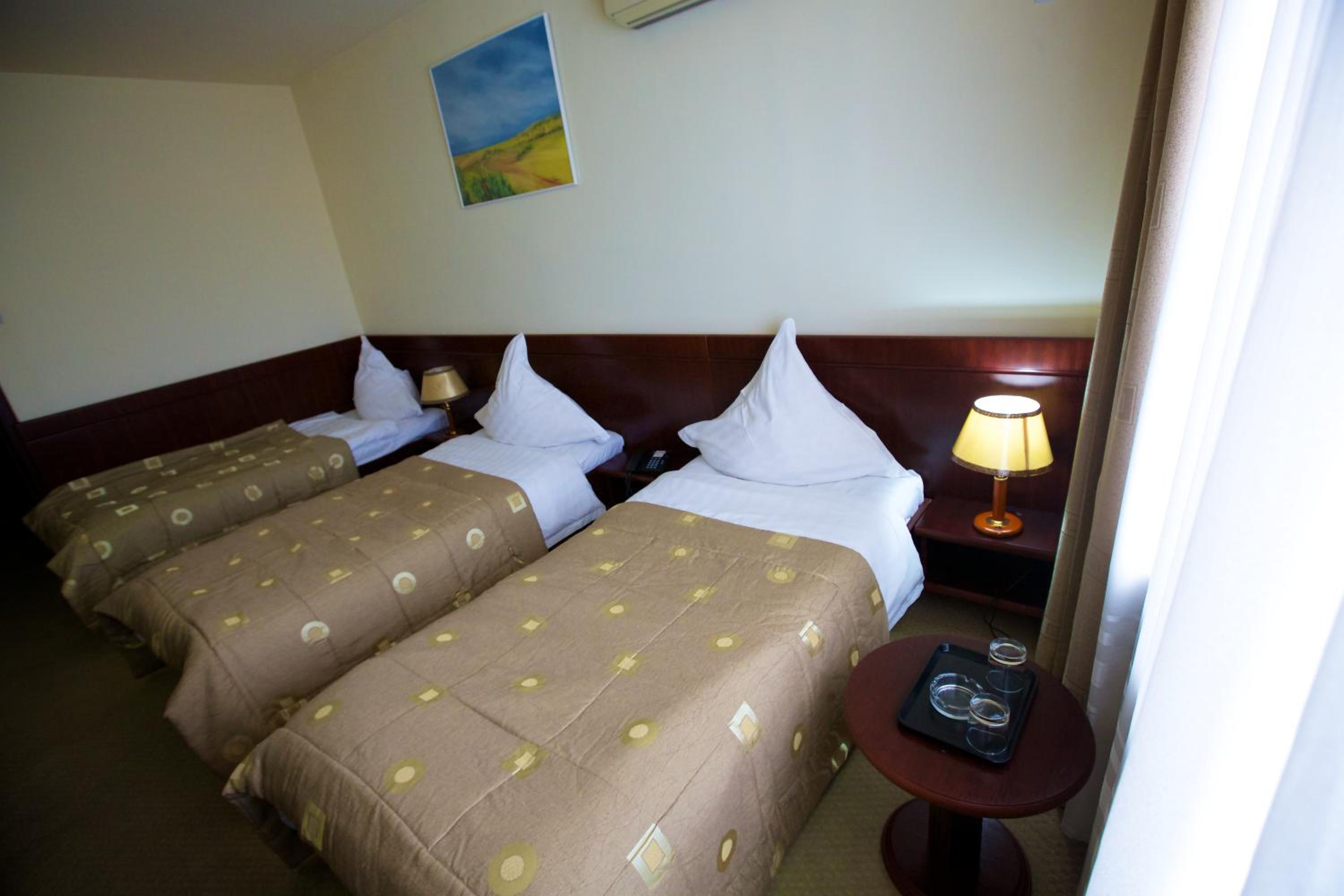 Triple Room - Photo 5