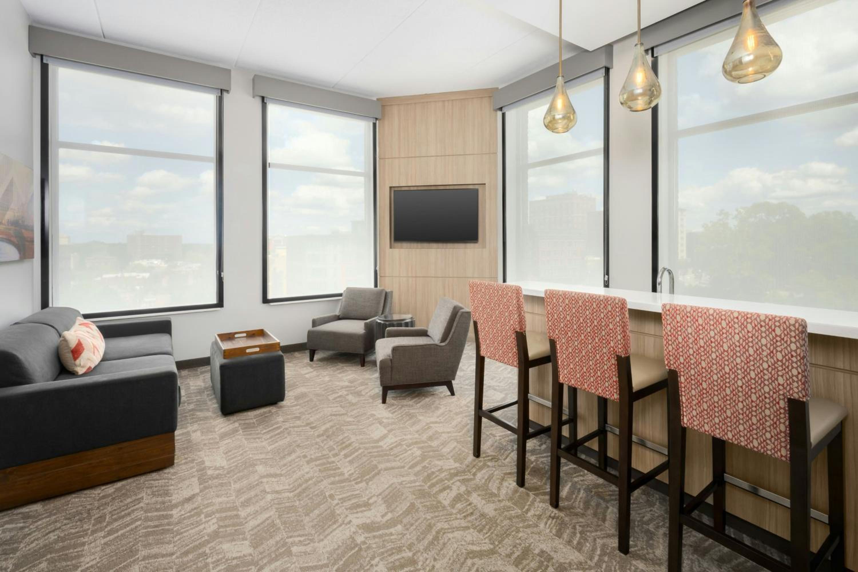 One-Bedroom King Suite with Trundle Sofa - Hearing Accessible