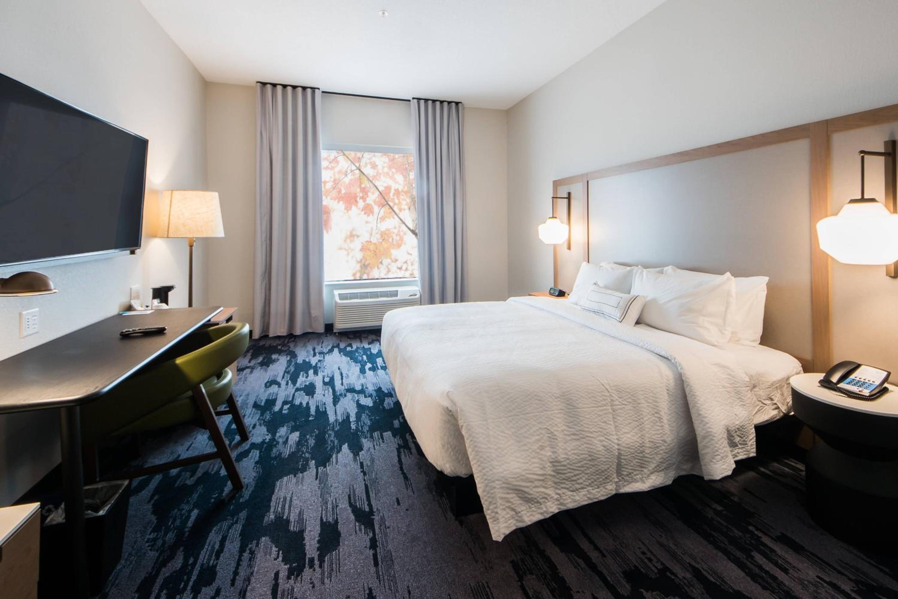 King Room - Hearing Accessible