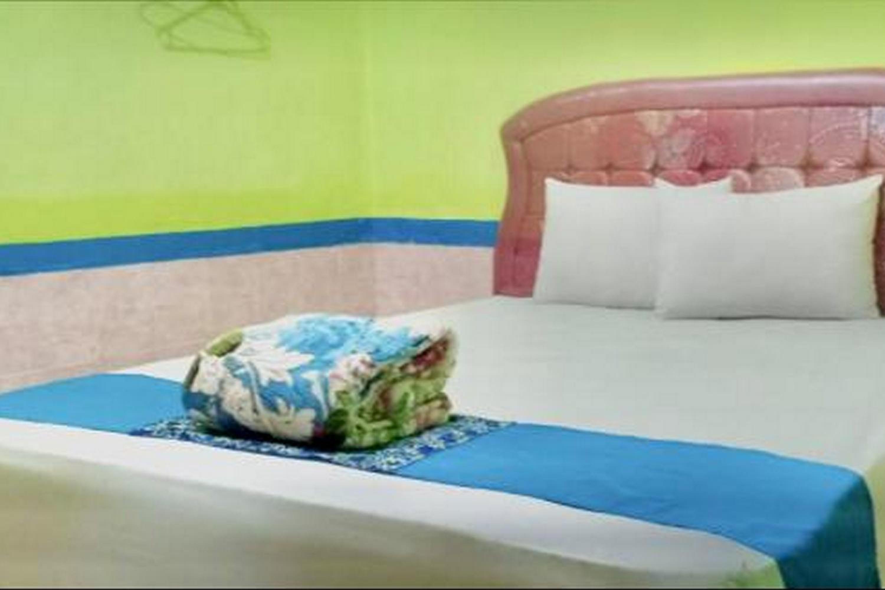 Standard Double Room - Photo 10