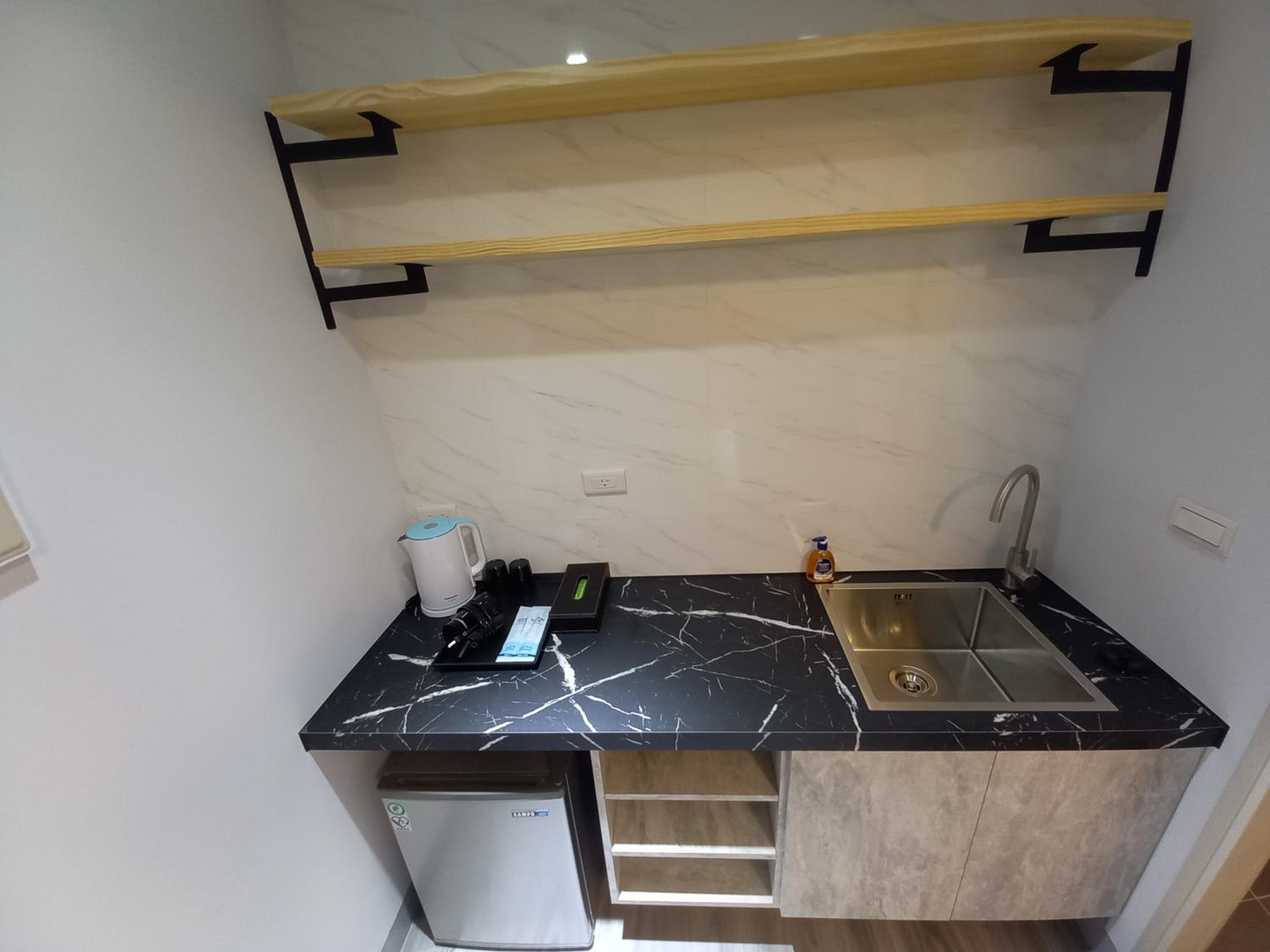 Double or Twin Room with Balcony photo 3