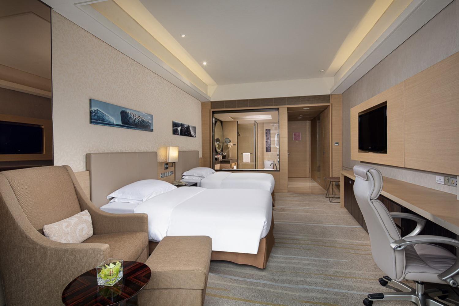 Standard Double Room with Two Double Beds and Garden View photo 1