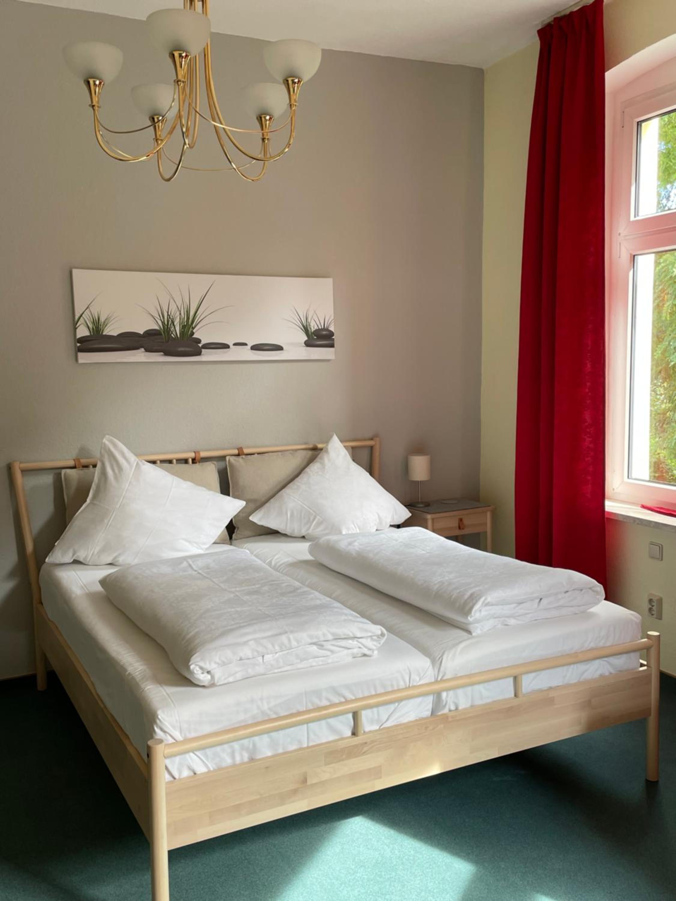 Budget Double Room photo 3