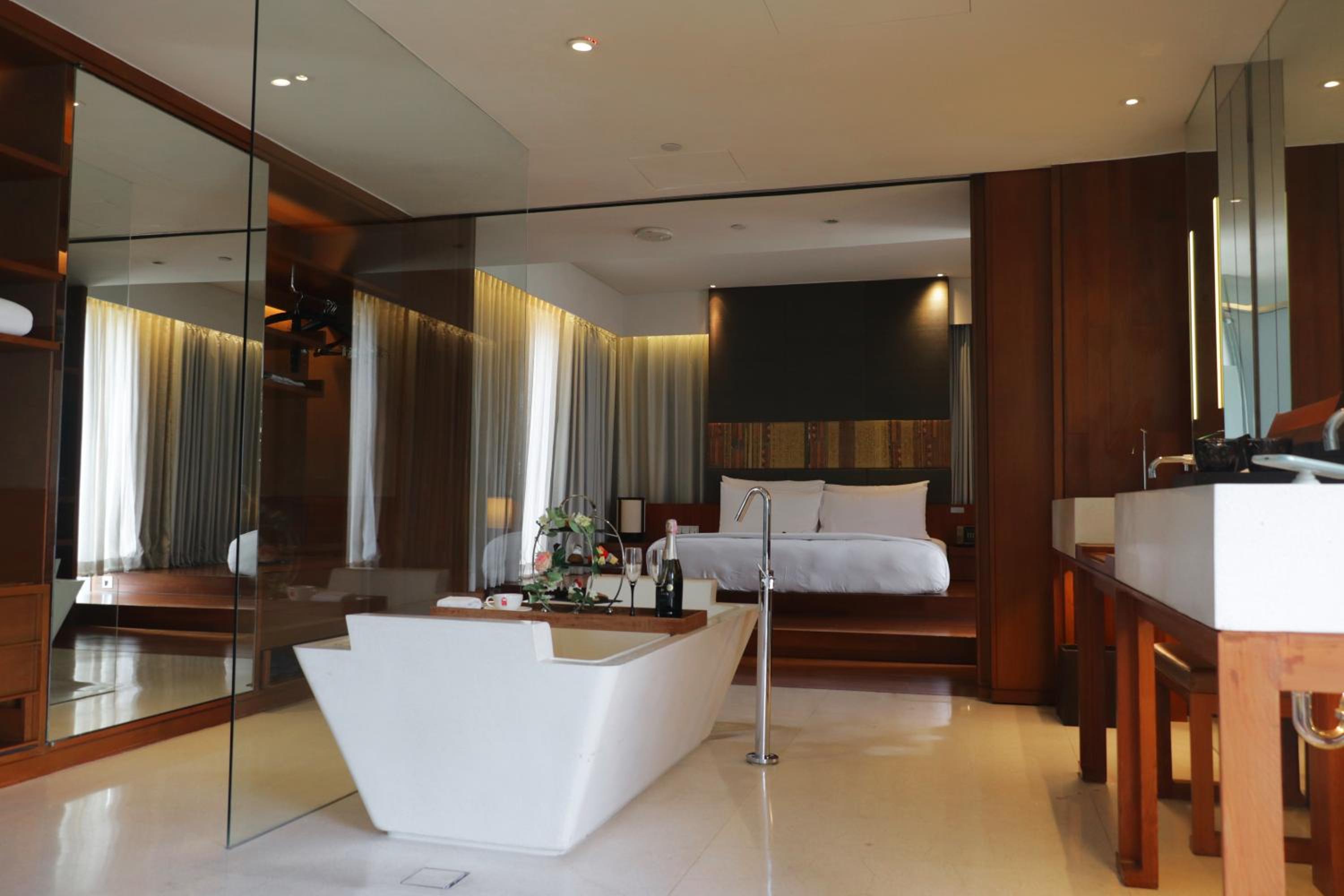 Vertigo Suite photo 2