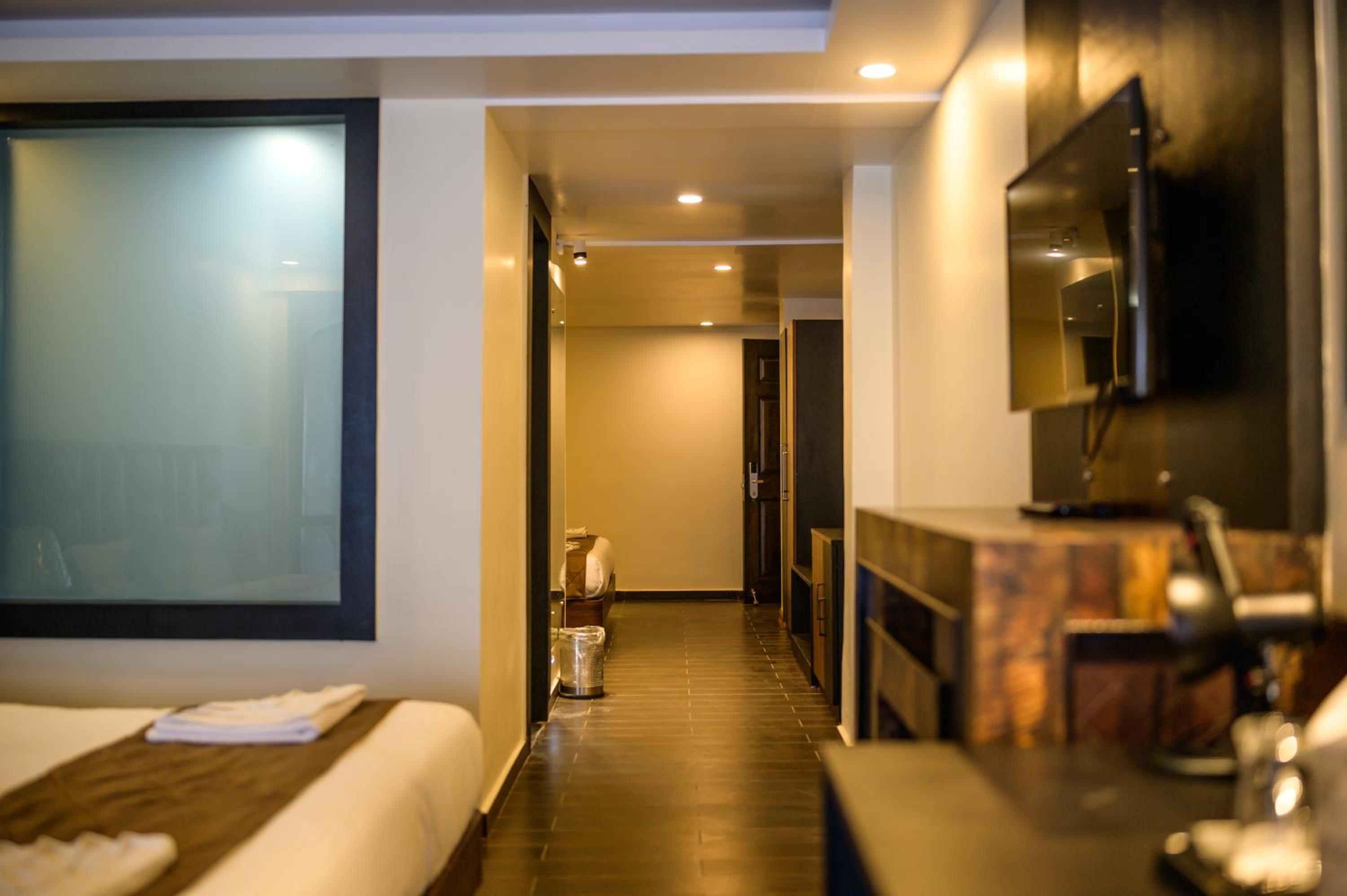 Family Room - Photo 9