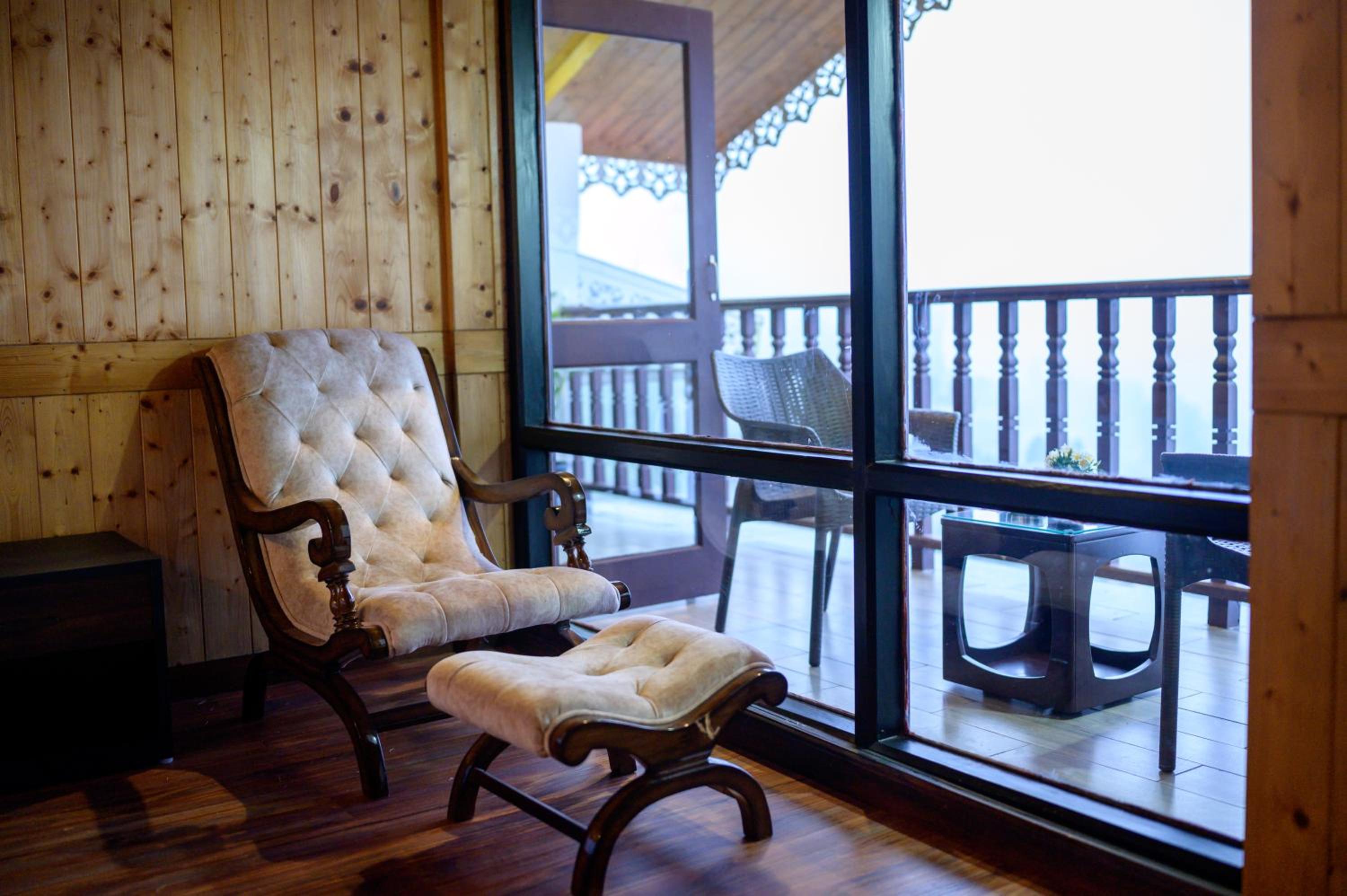 Kanchenjunga Family Room photo 3