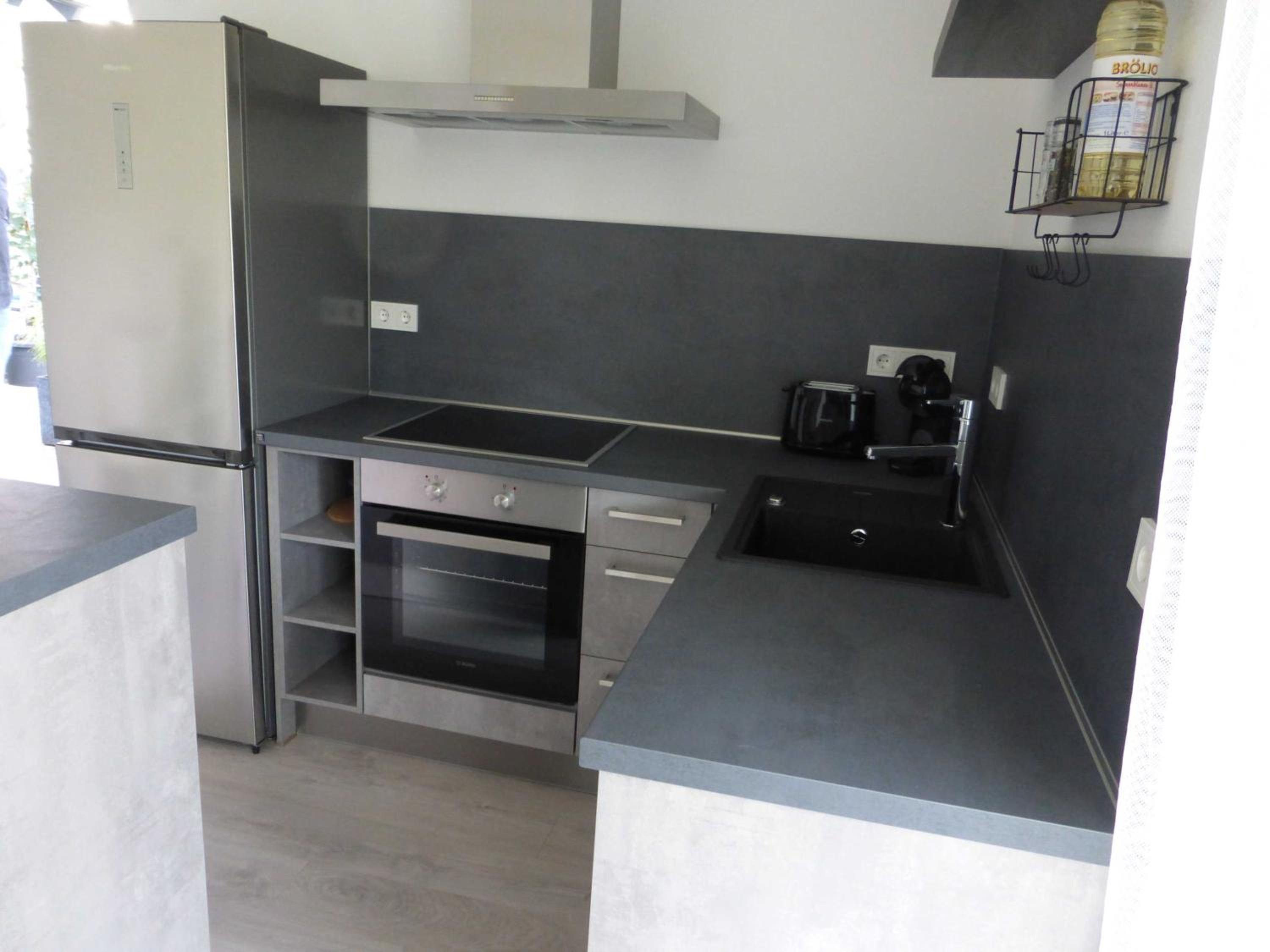 Apartment with Terrace photo 2