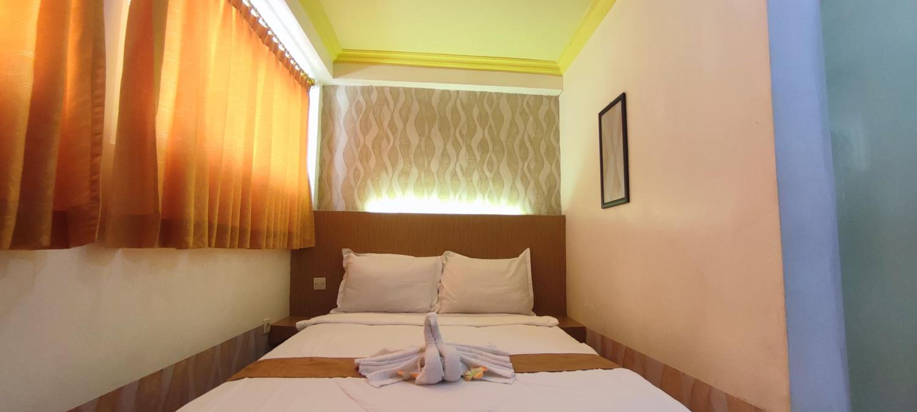 Deluxe Room - Photo 4