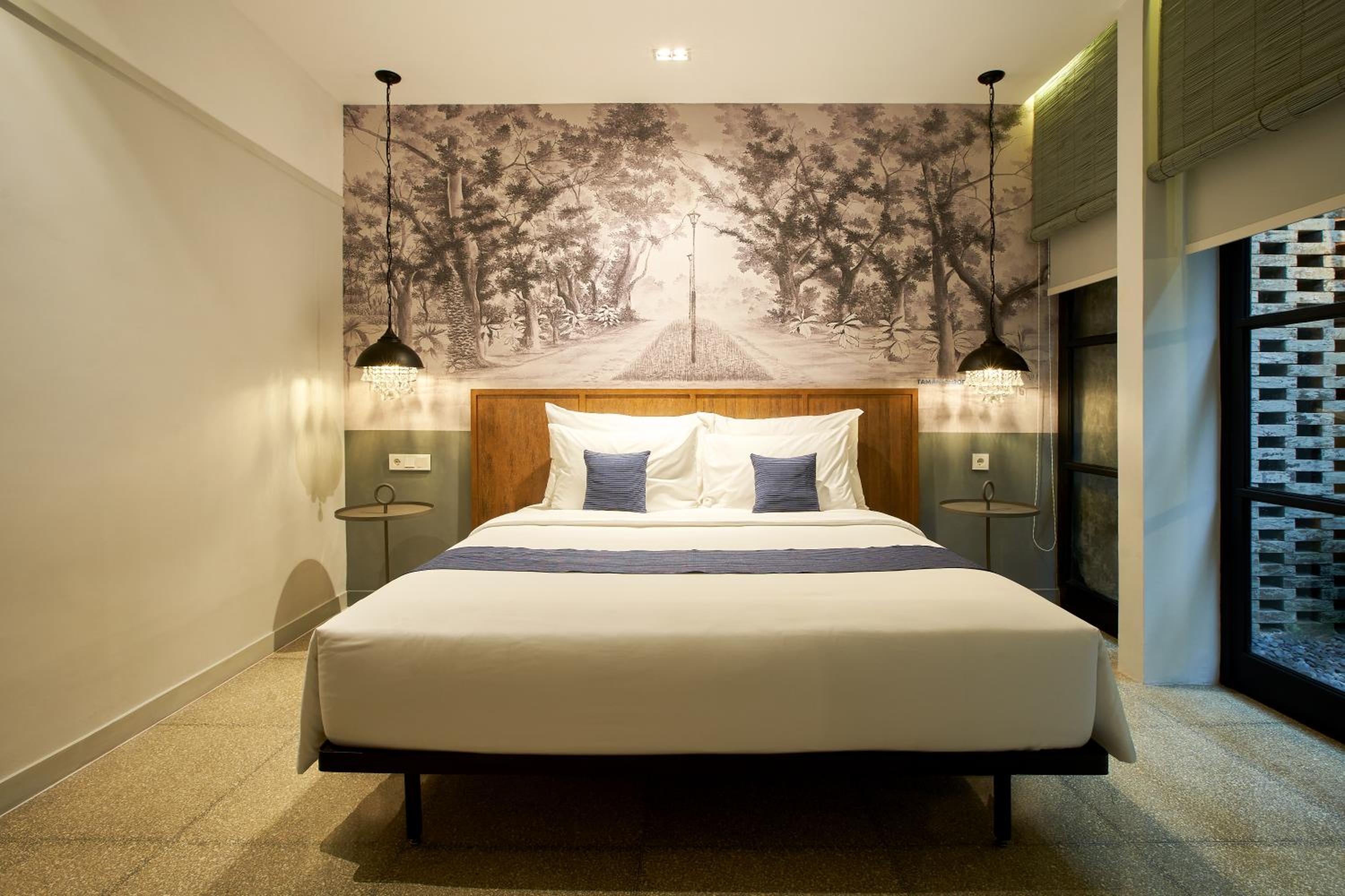 Apartment with Terrace - Photo 8