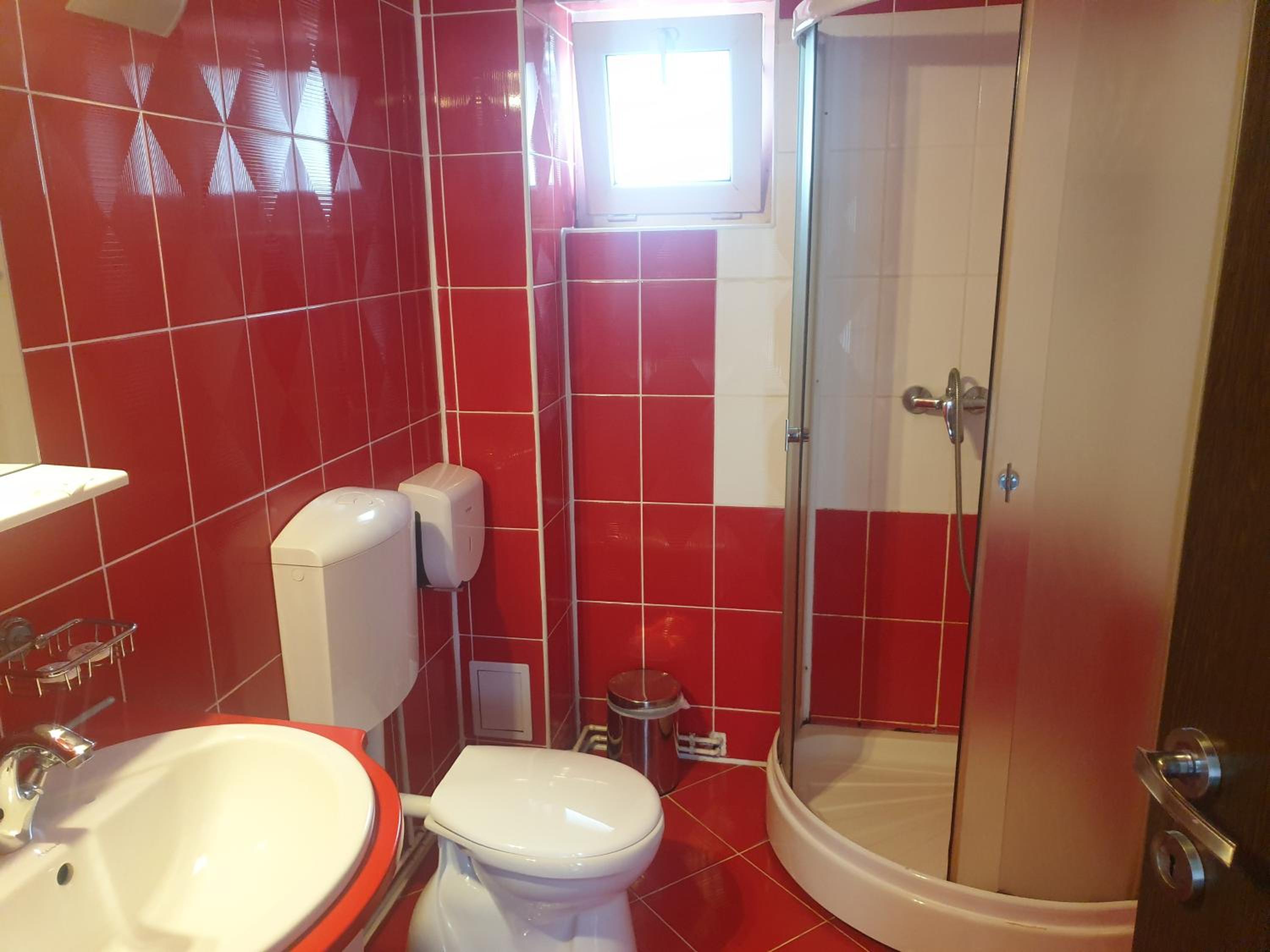 Double Room - Photo 4