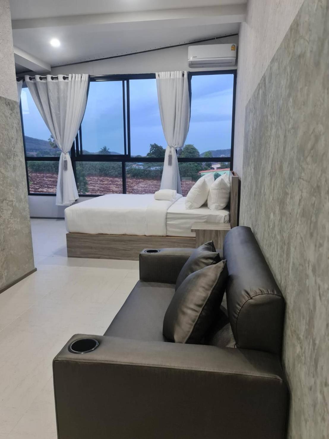 Family Room with Bath - Photo 9