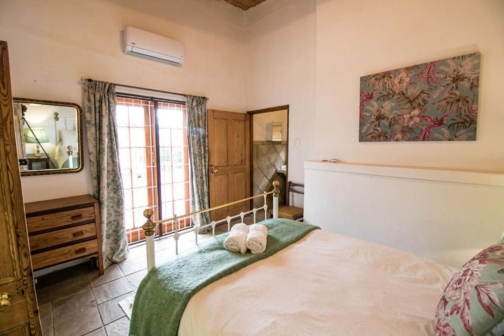 Four-Bedroom House - Photo 7