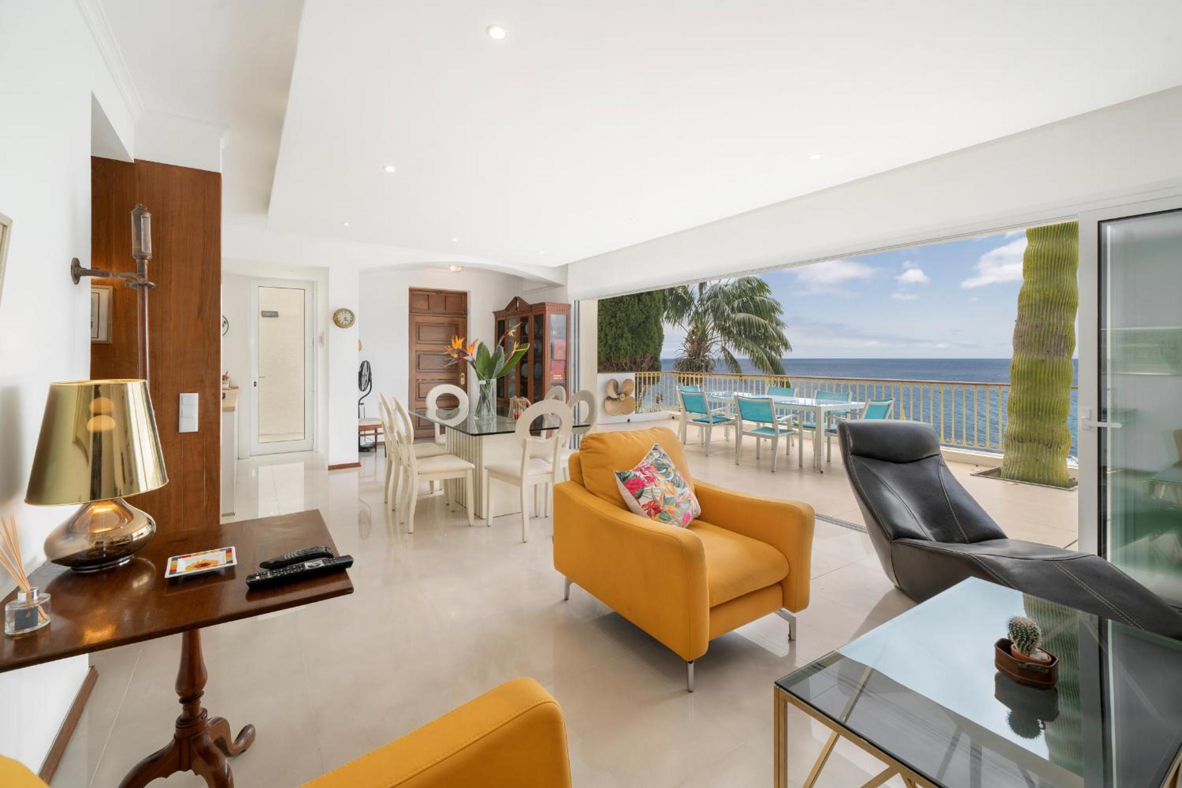 Villa - Beach Front photo 1