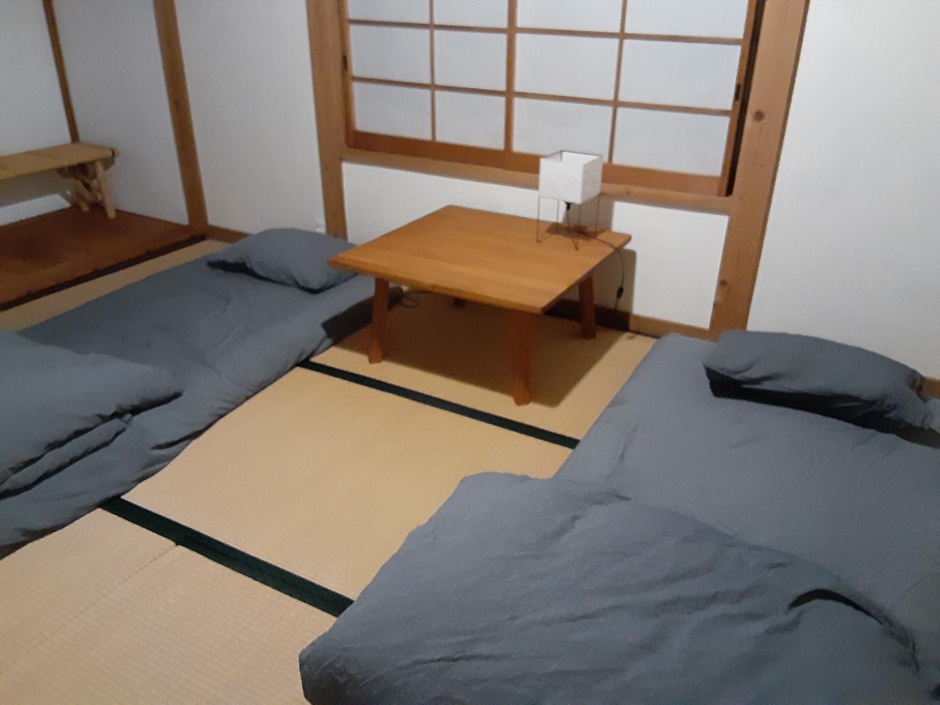 双人间(共用浴室)
