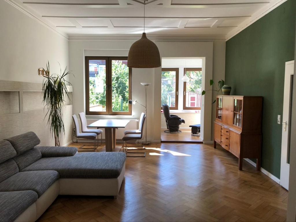 Two-Bedroom Apartment - Photo 5