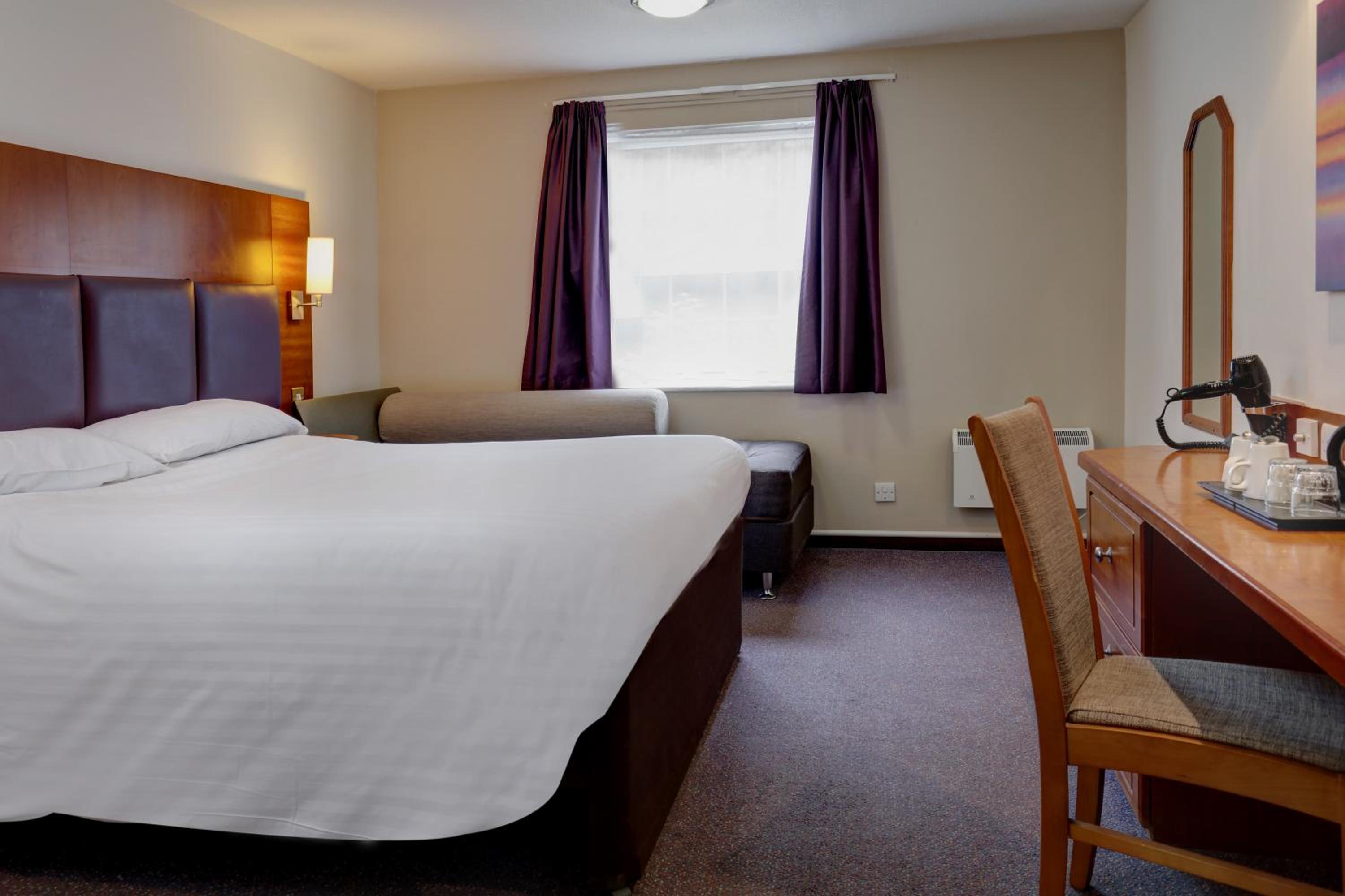 Deluxe Double Room - Non-Smoking - Photo 1