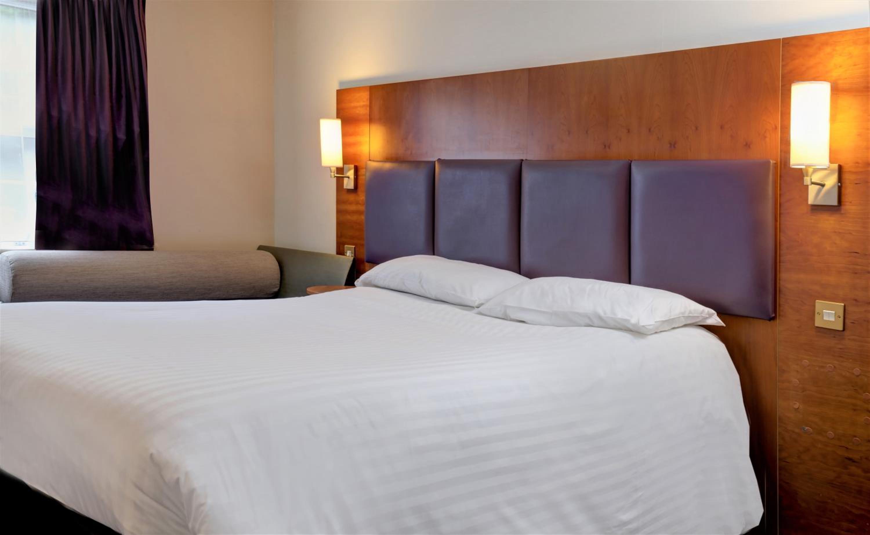 Deluxe Double Room - Non-Smoking - Photo 2