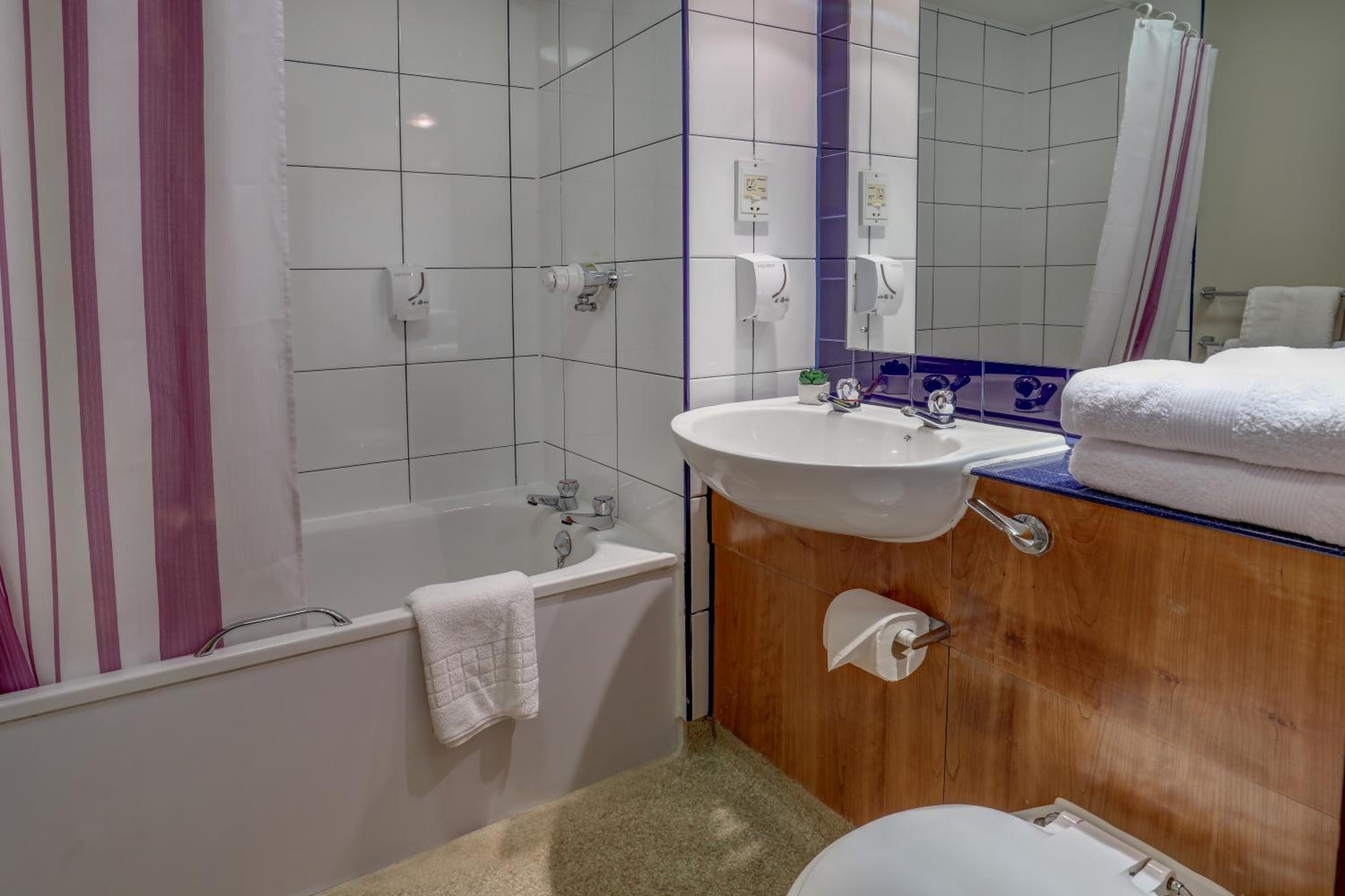 Deluxe Double Room - Non-Smoking - Photo 3