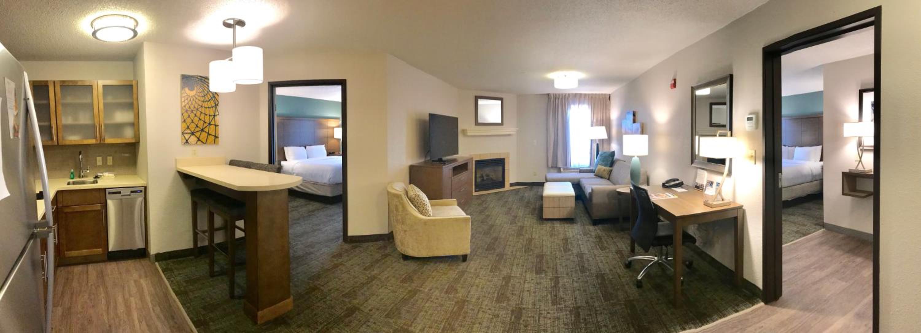 Two-Bedroom Suite with Sofa Bed - Photo 1