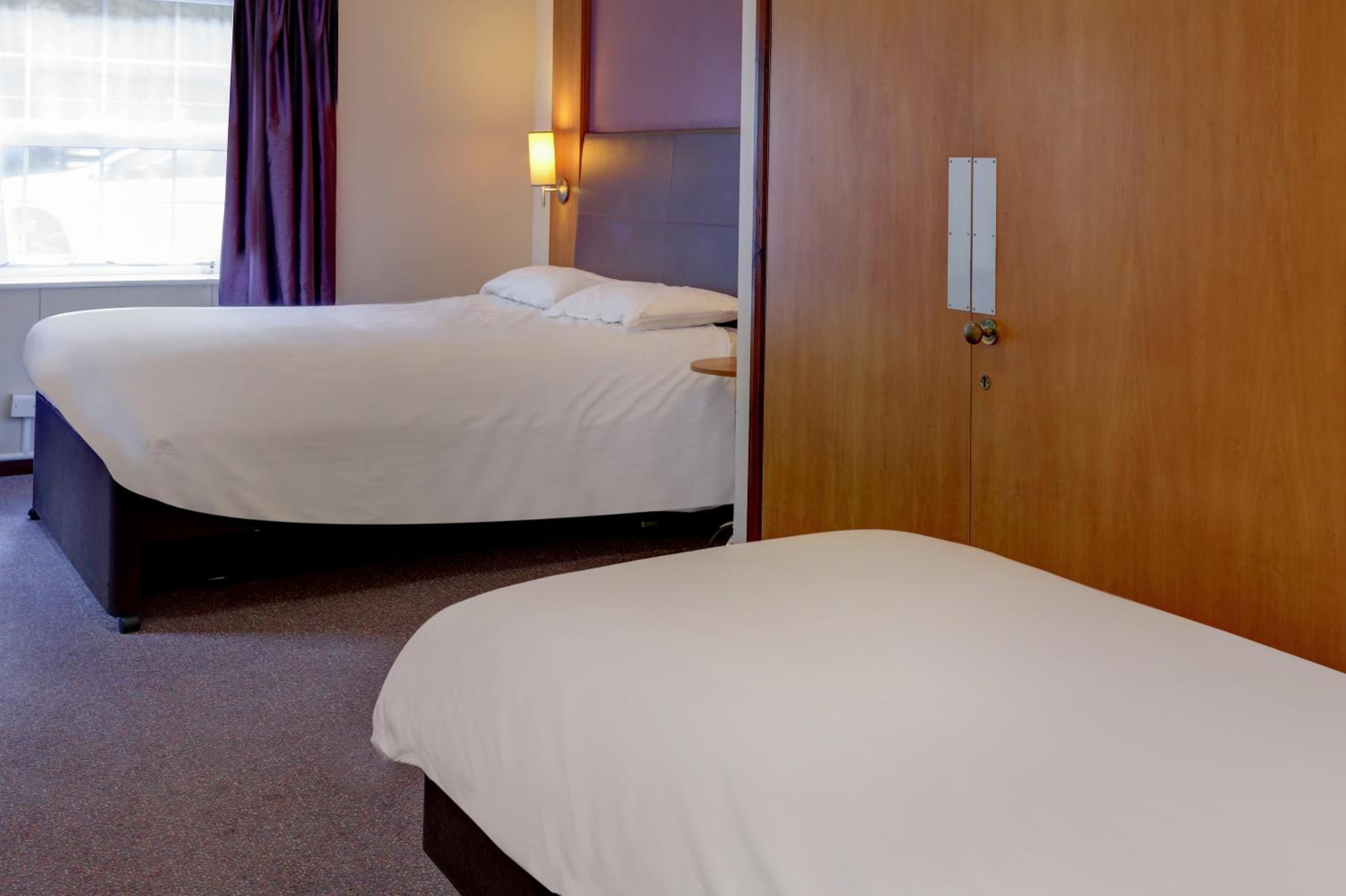 Deluxe Twin Room - Photo 3