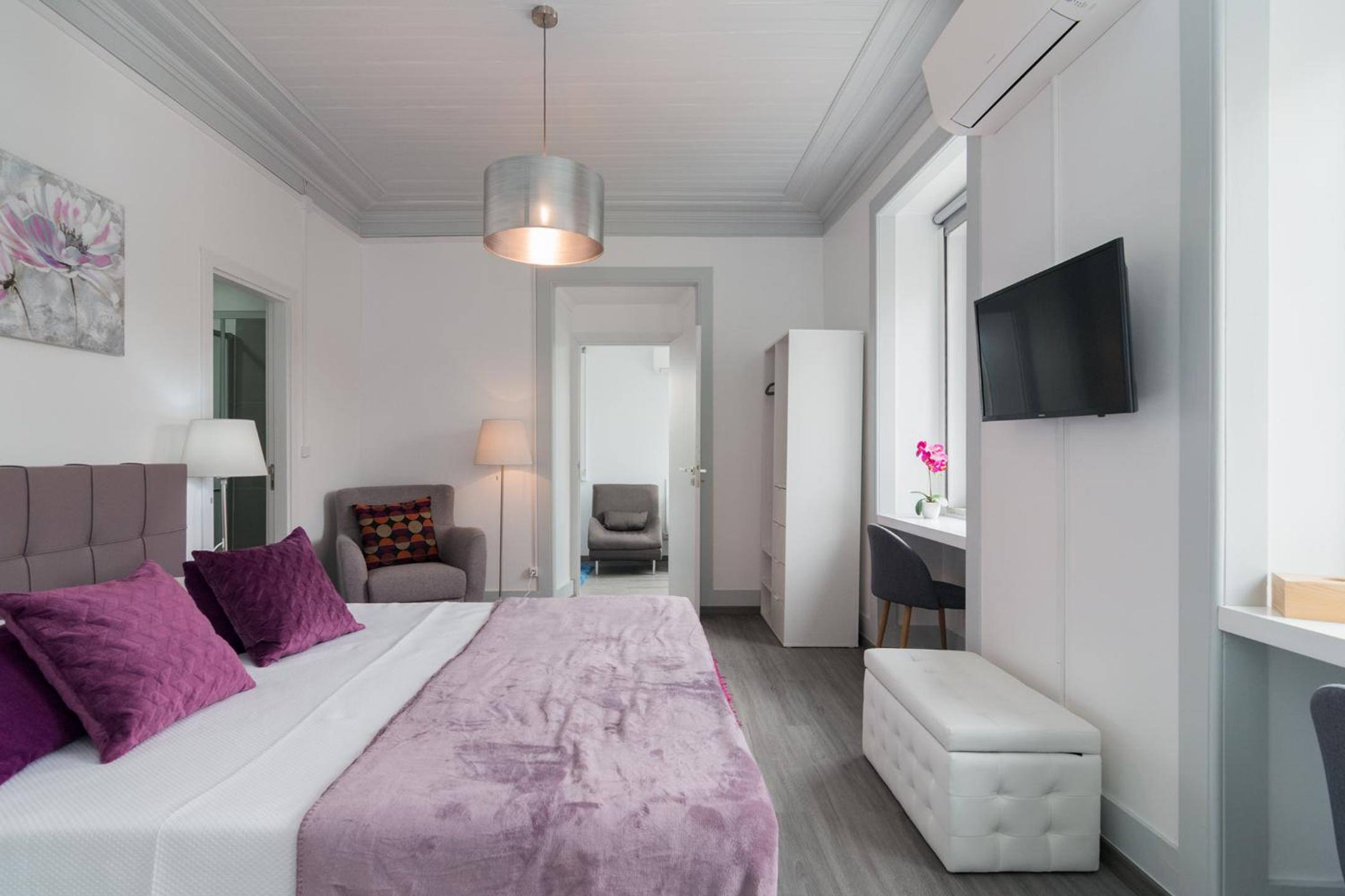 Four-Bedroom House photo 1