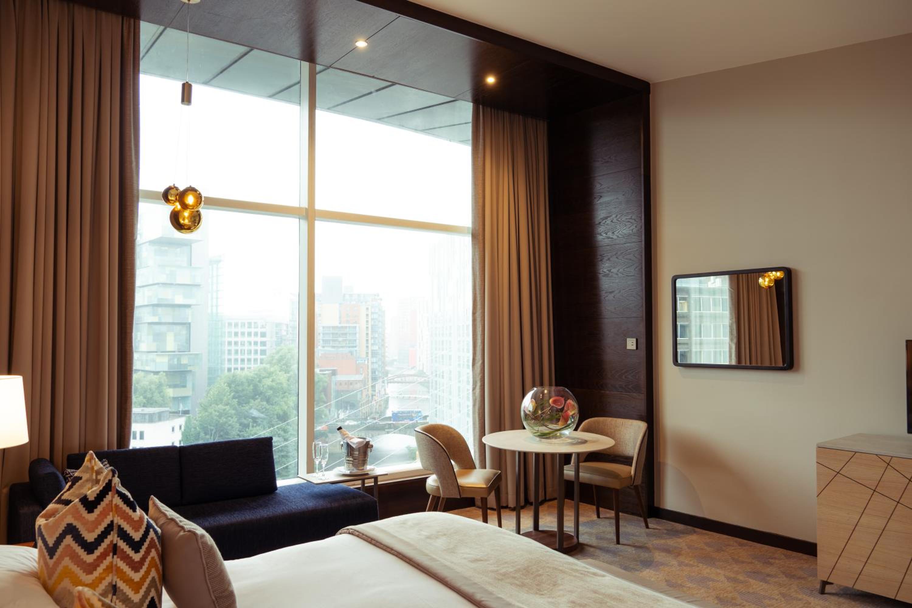 Executive King Bedroom - Photo 3