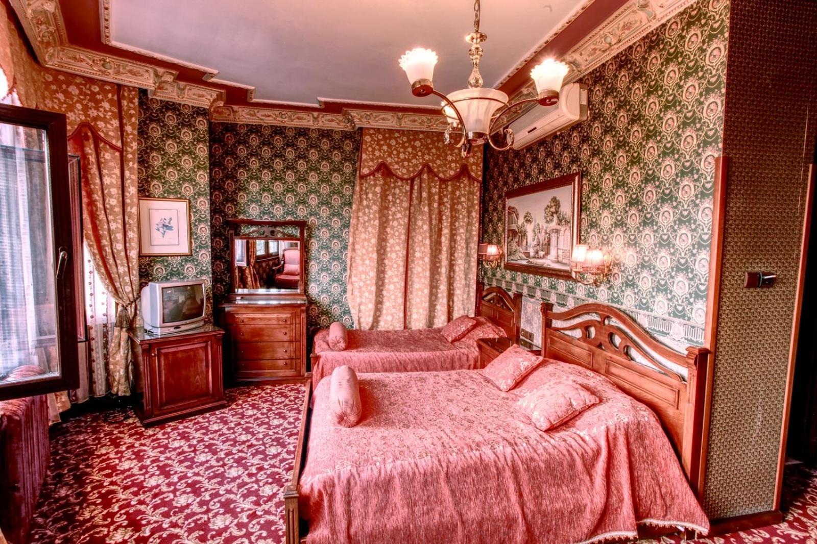 Corner Double Room photo 1