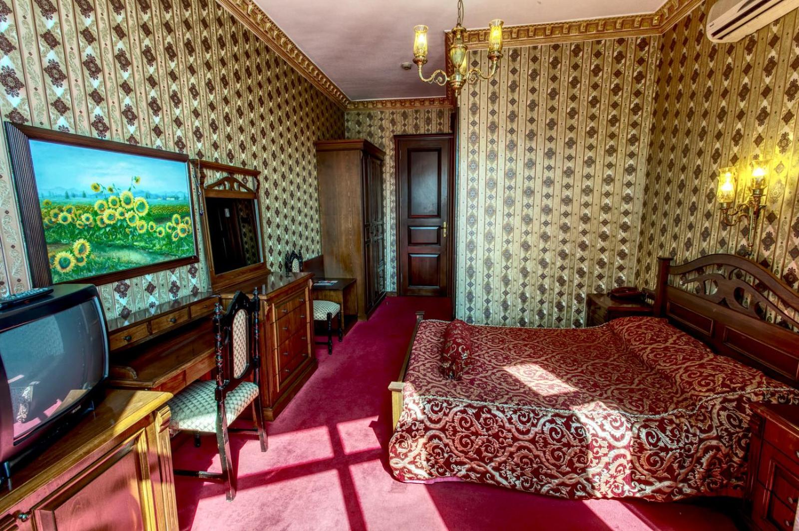 Superior Double Room with Balcony photo 1