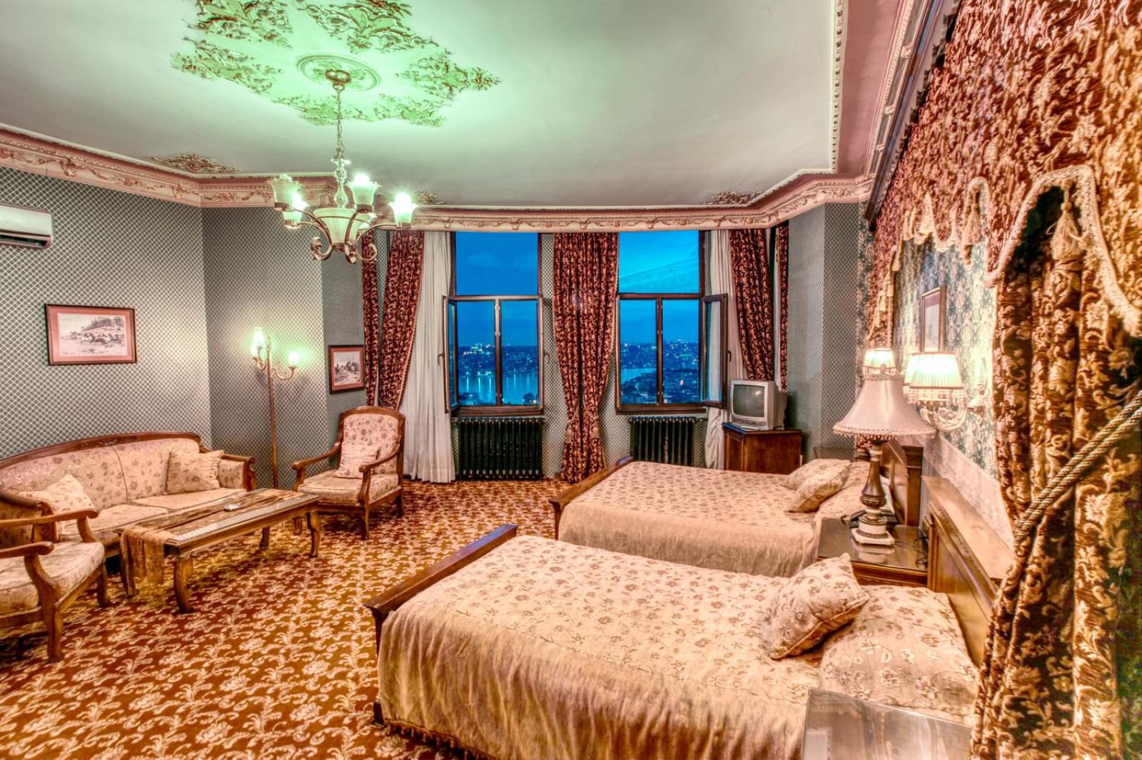 Superior Suite photo 1