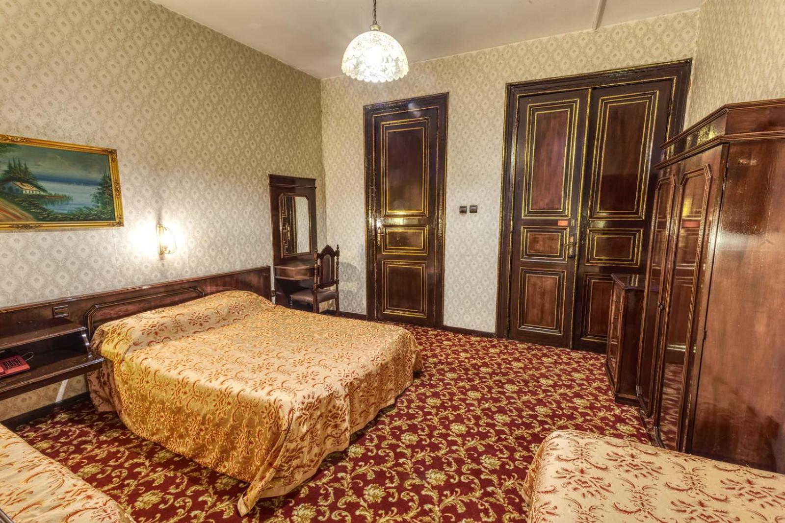 Standard Double or Twin Room photo 2