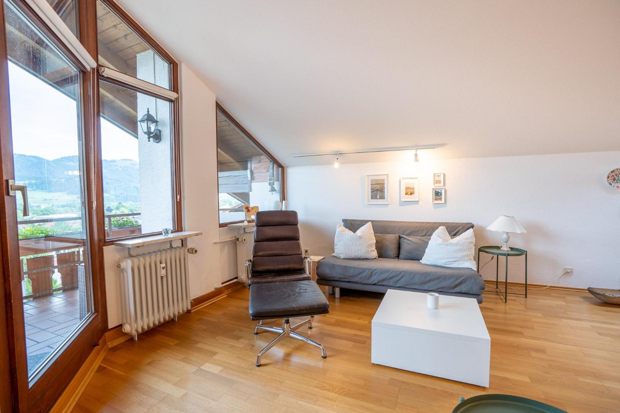 Apartment photo 2