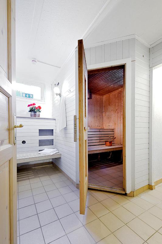 Studio Apartment - Photo 7